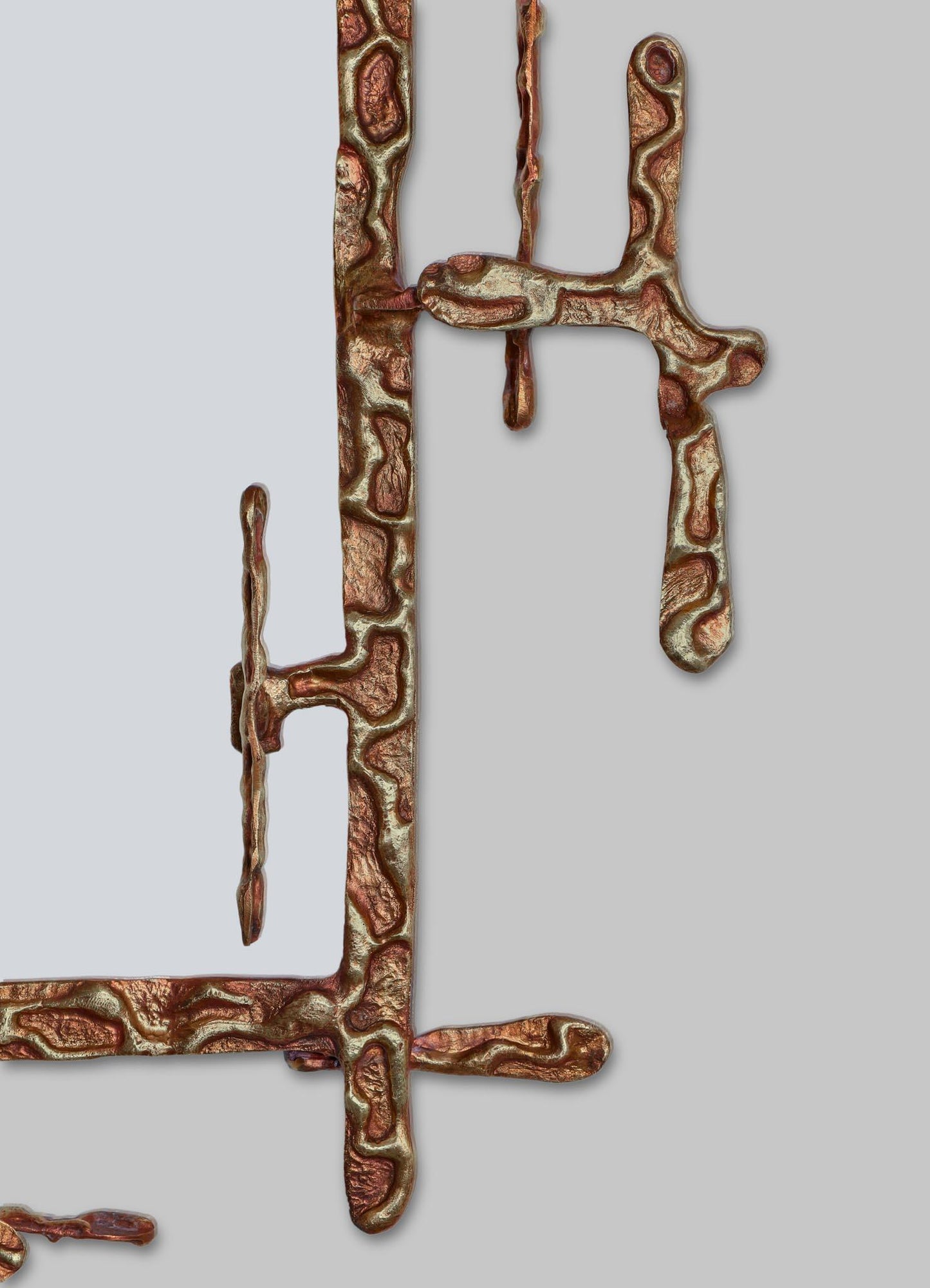 Harappa Gold Wall Mirror in Brass – Contemporary Handmade