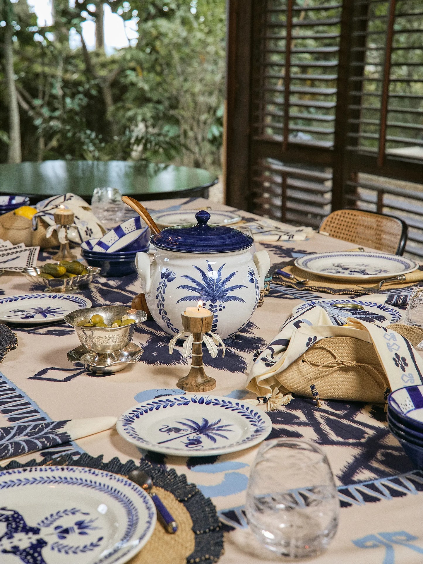 Palma Real Hand-Painted Ceramic Bowls (2-Piece Set)