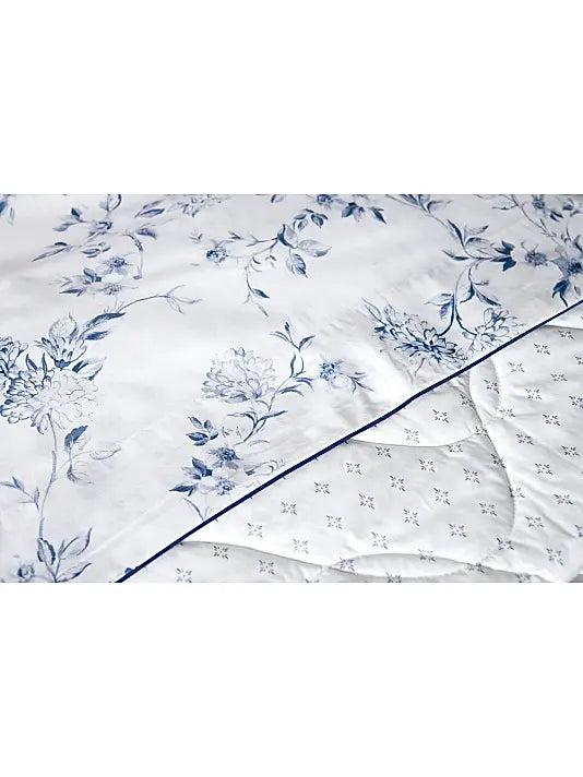 Malacca Organic Cotton Percale Bedding Collection – Blue on White