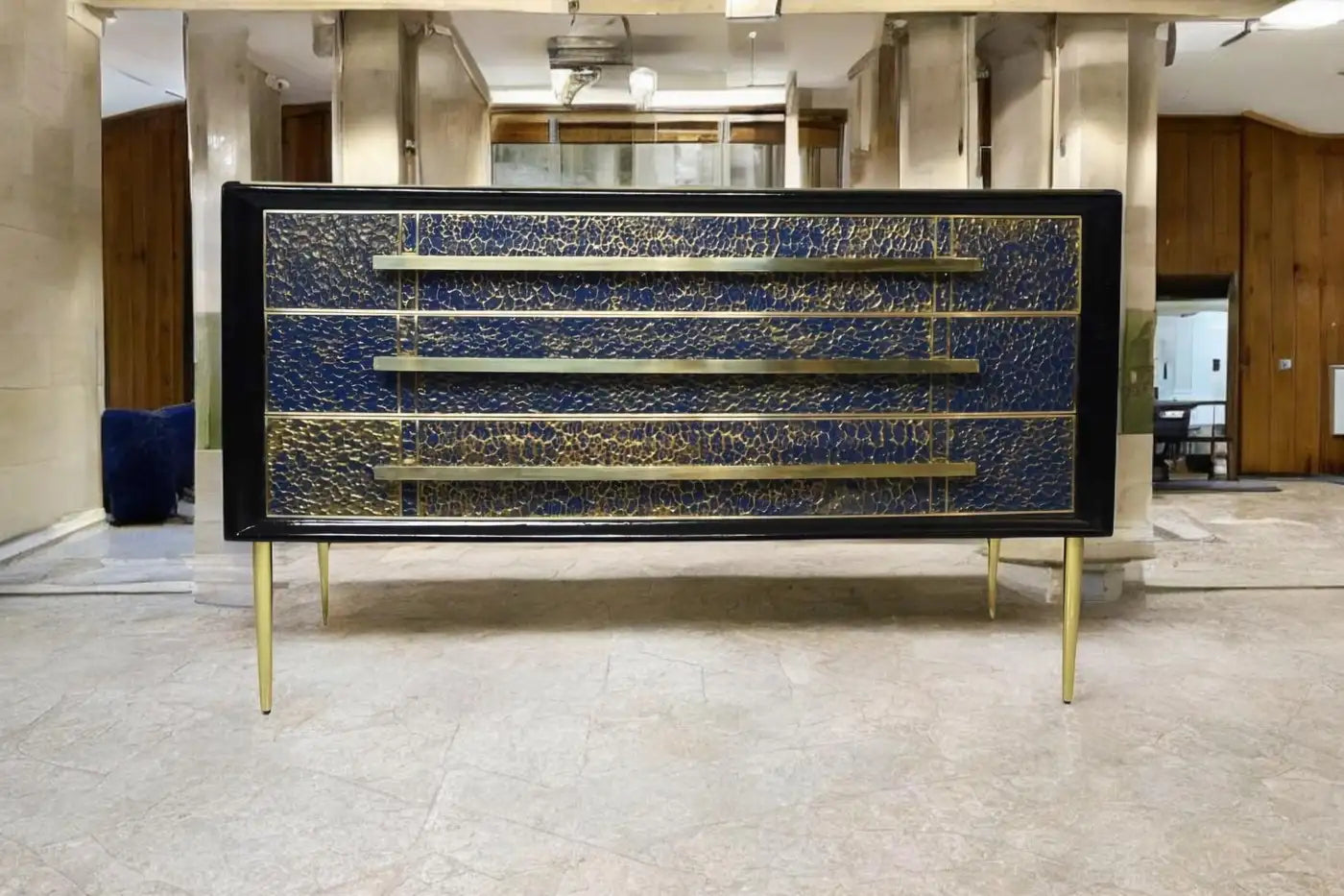 ANTIQUE SAPPHIRE BLUE MURANO GLASS CHEST OF DRAWERS WITH GOLD LEAF & BRASS