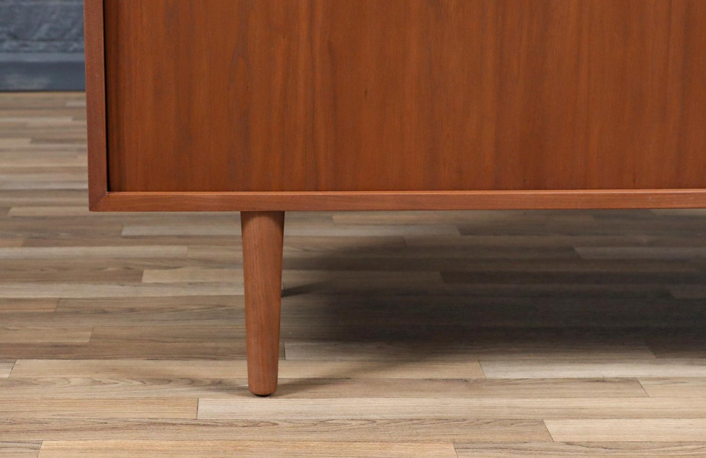 Custom Walnut Credenza – Sliding Doors, Mid-Century Modern Design