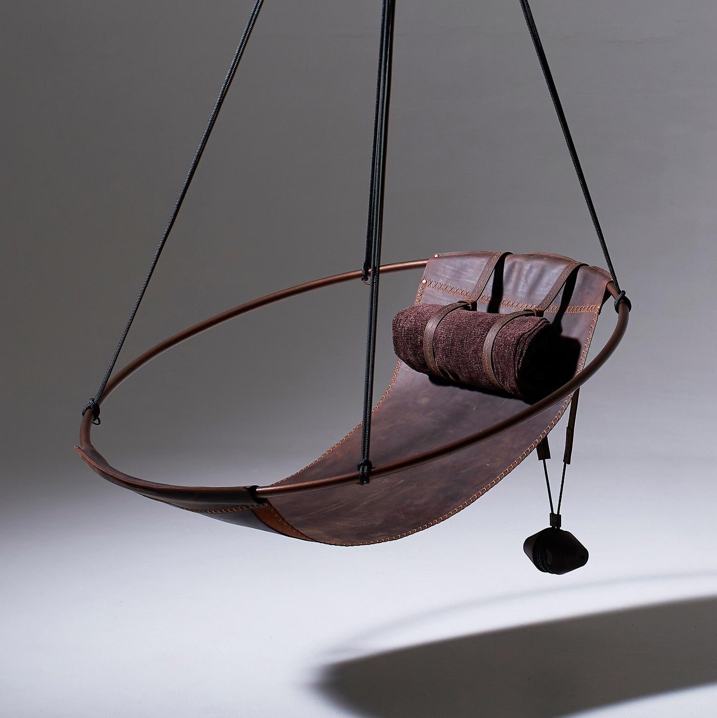 Modern Thick Oil Tan Leather Sling Hanging Chair with Powder-Coated Steel Frame