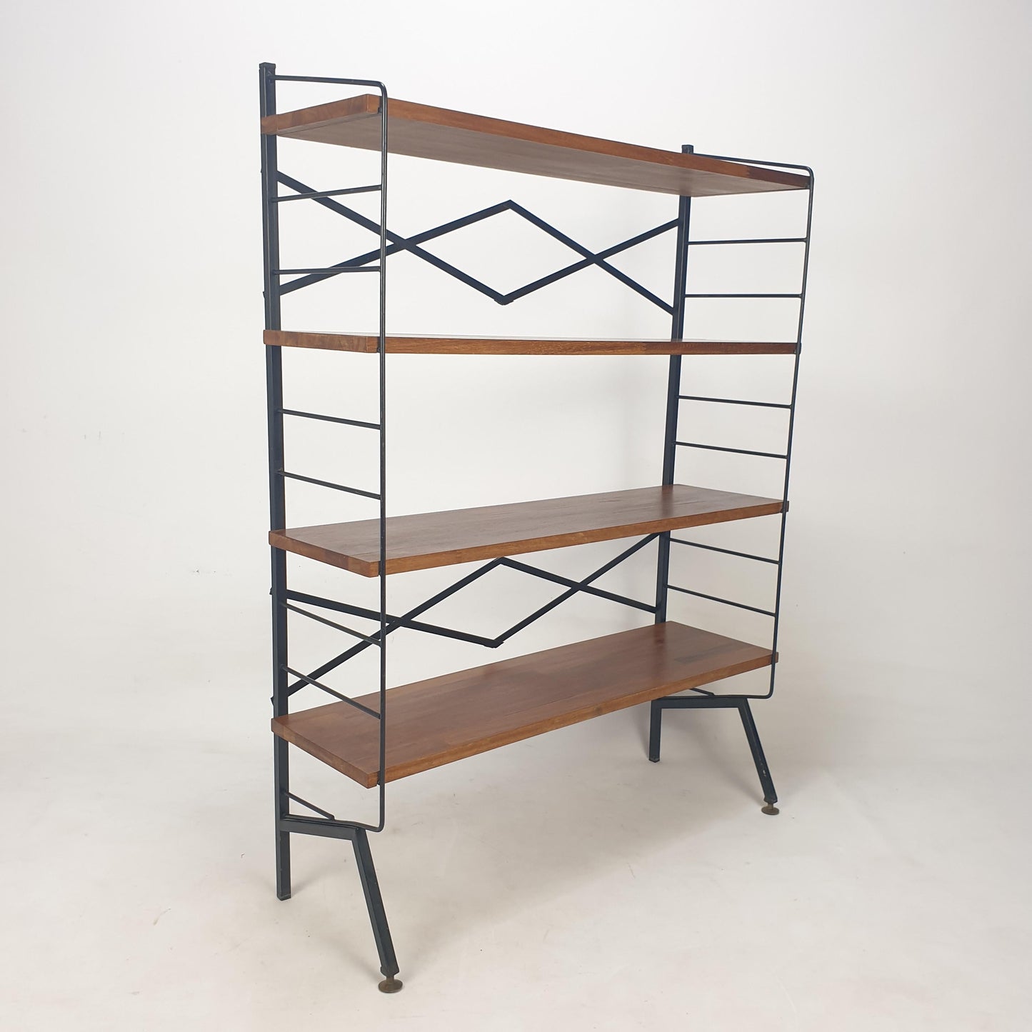 Mid-Century Italian Free-Standing Shelving Unit with Brass Feet – 1950s