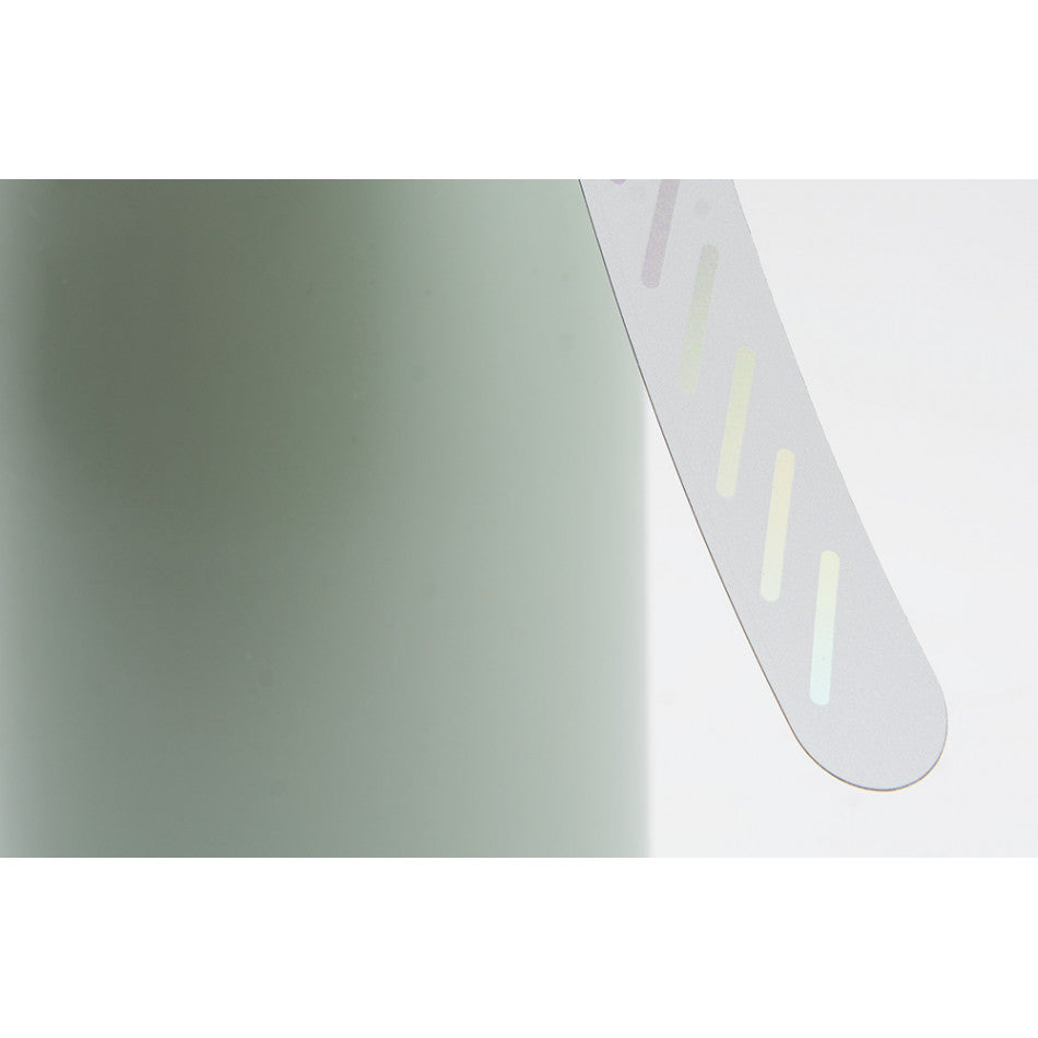 Light Green Fly Repeller – 27 cm Plastic Device