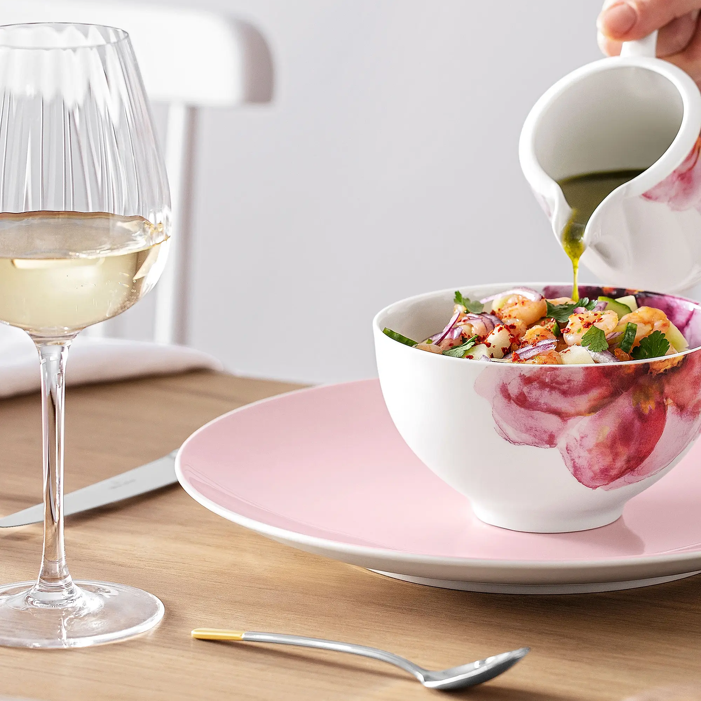 Rose Garden Crystal White Wine Glass Set of 4