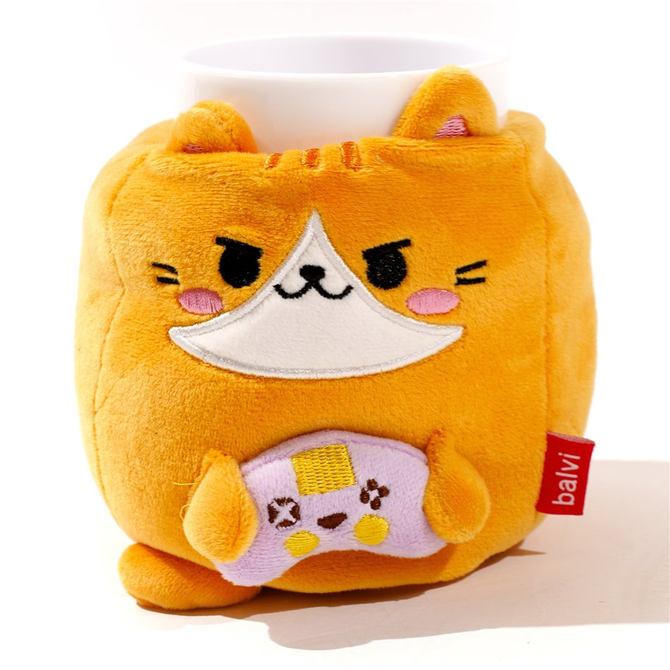 Fluffy Kawaii Gamer Pen Holder – Ø13 × H12.5 cm