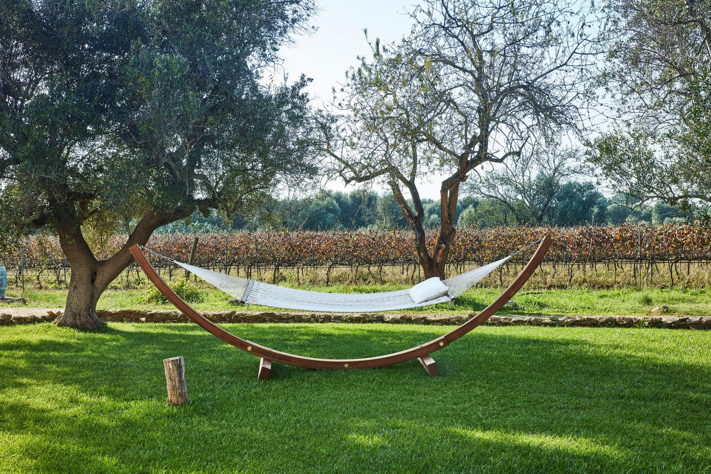 Amanda Hammock Outdoor Collection – Free-Standing Hammock with Wood or Steel Base