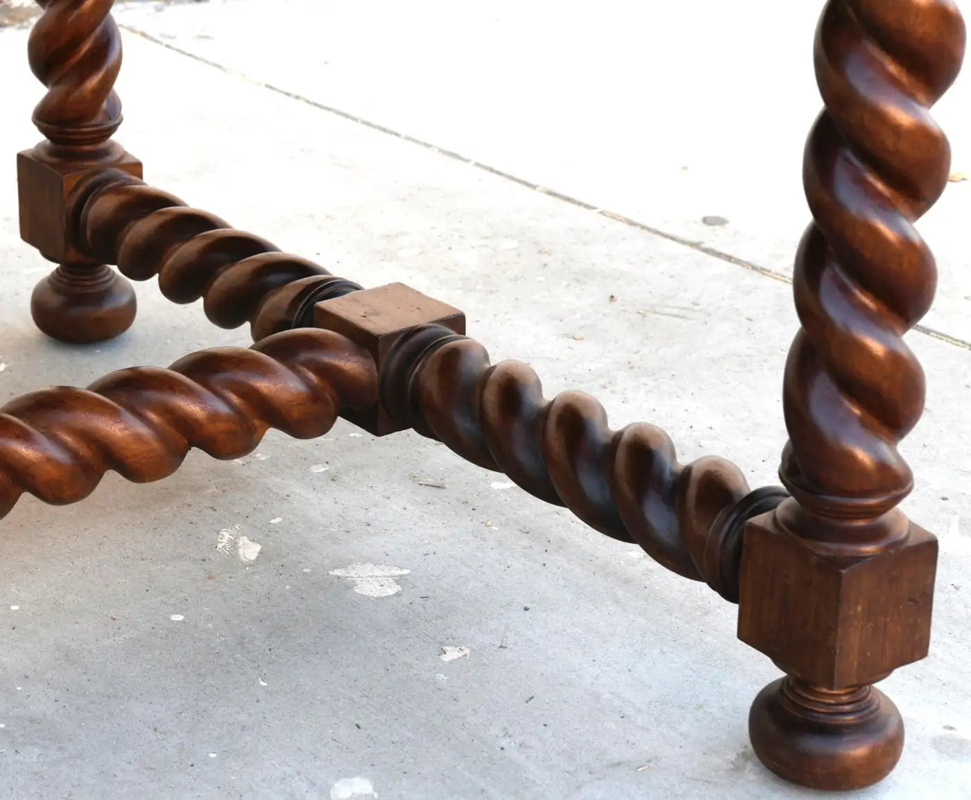 Expandable Barley Twist Dining Table Made from Walnut