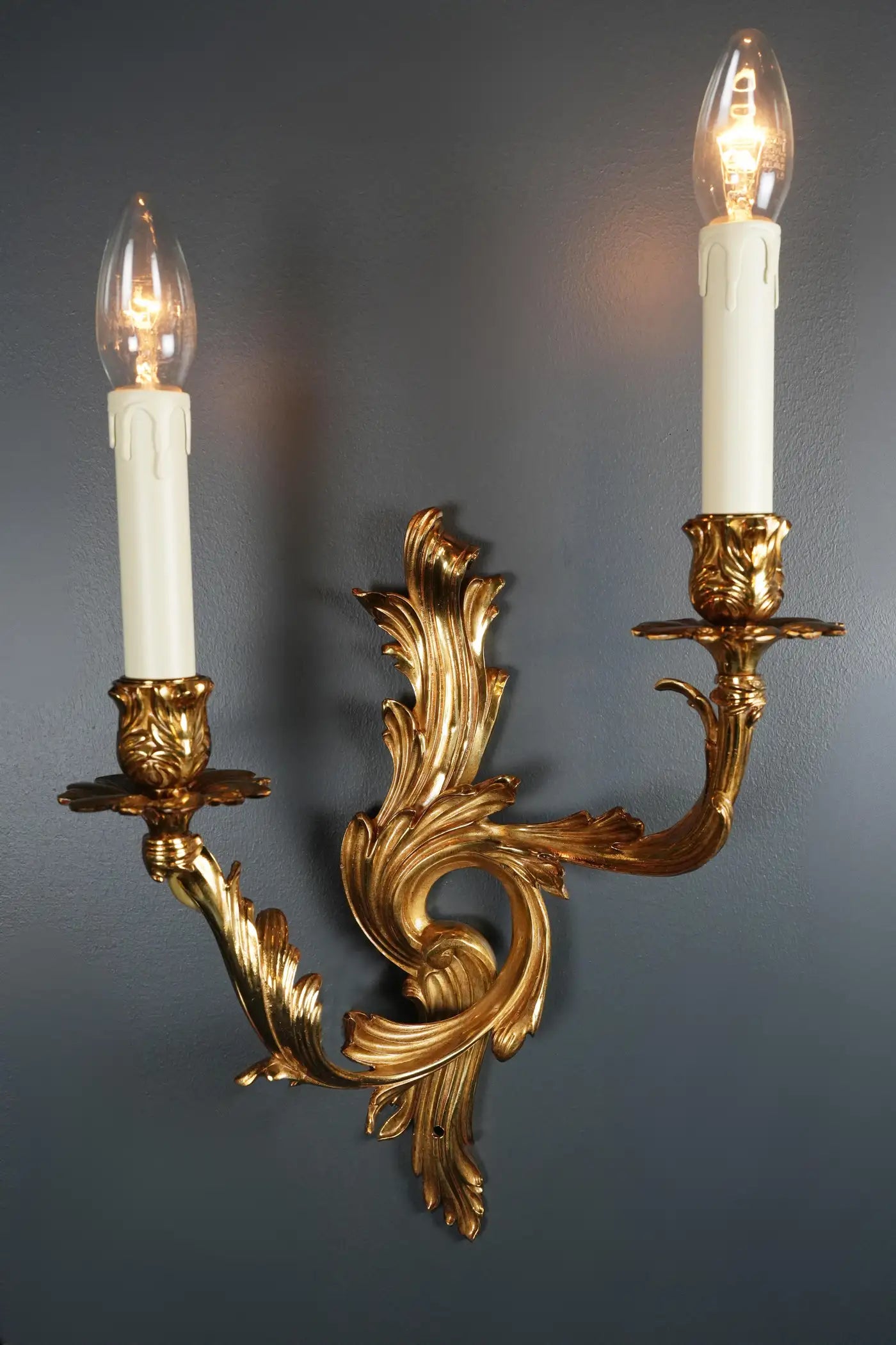 Antique Style Brass Wall Lamp Large Art Deco Tradition Gold Circle Whirl