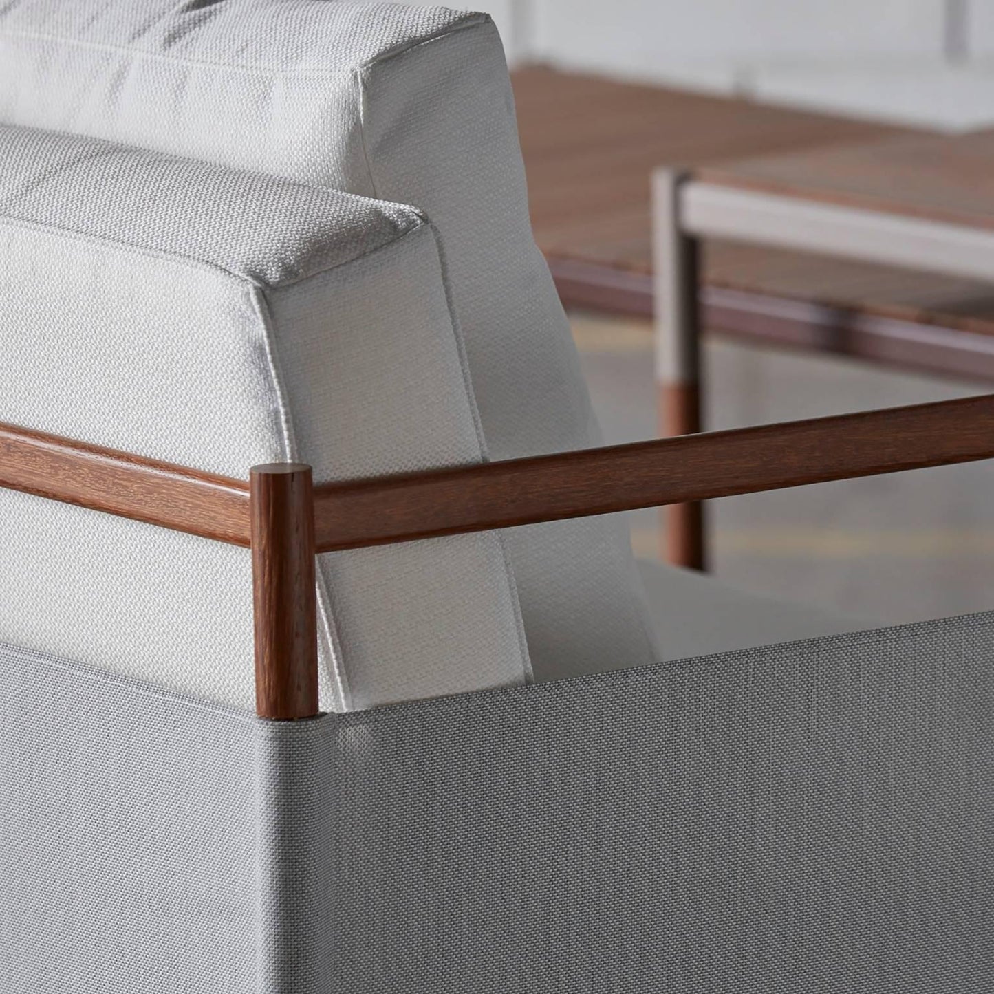 Minimalist Outdoor Lounge Chair in Hardwood, Metal & Batyline Fabric – Skyfolding Collection by Simonini