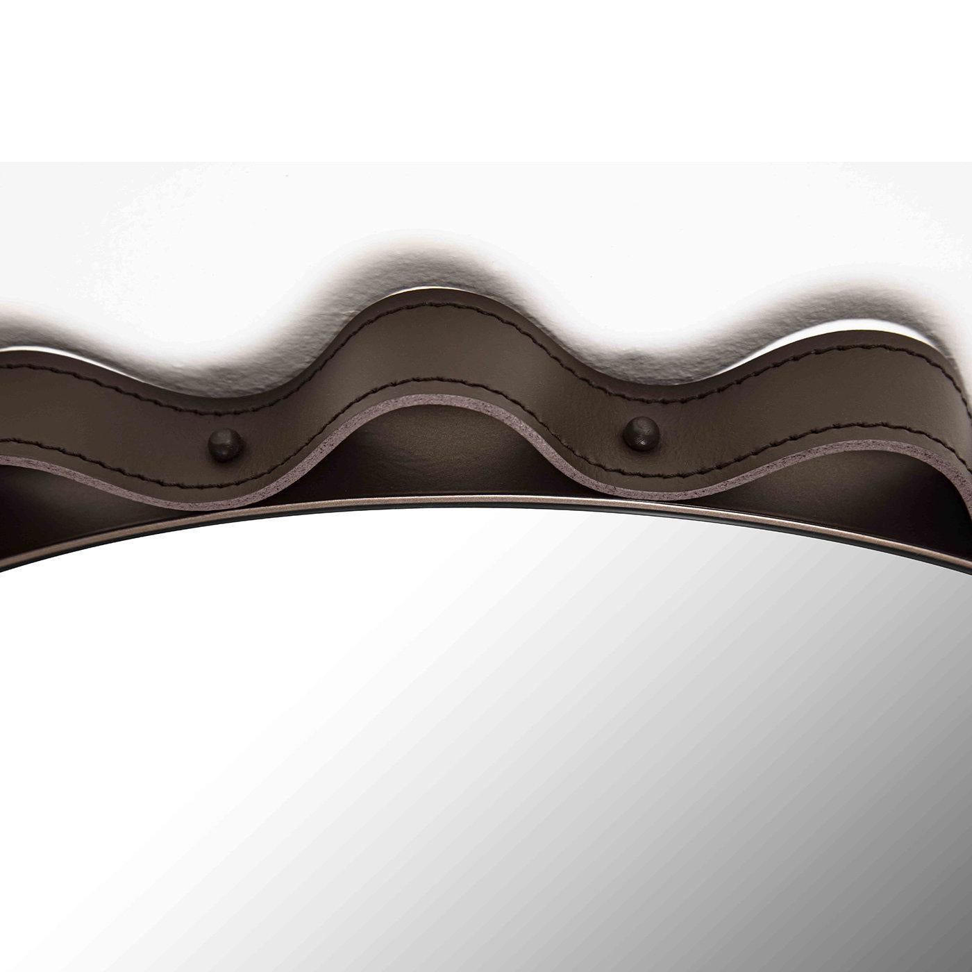 Glimt Round Wall Mirror with Graphite Metal Frame and Taupe Leather Detail