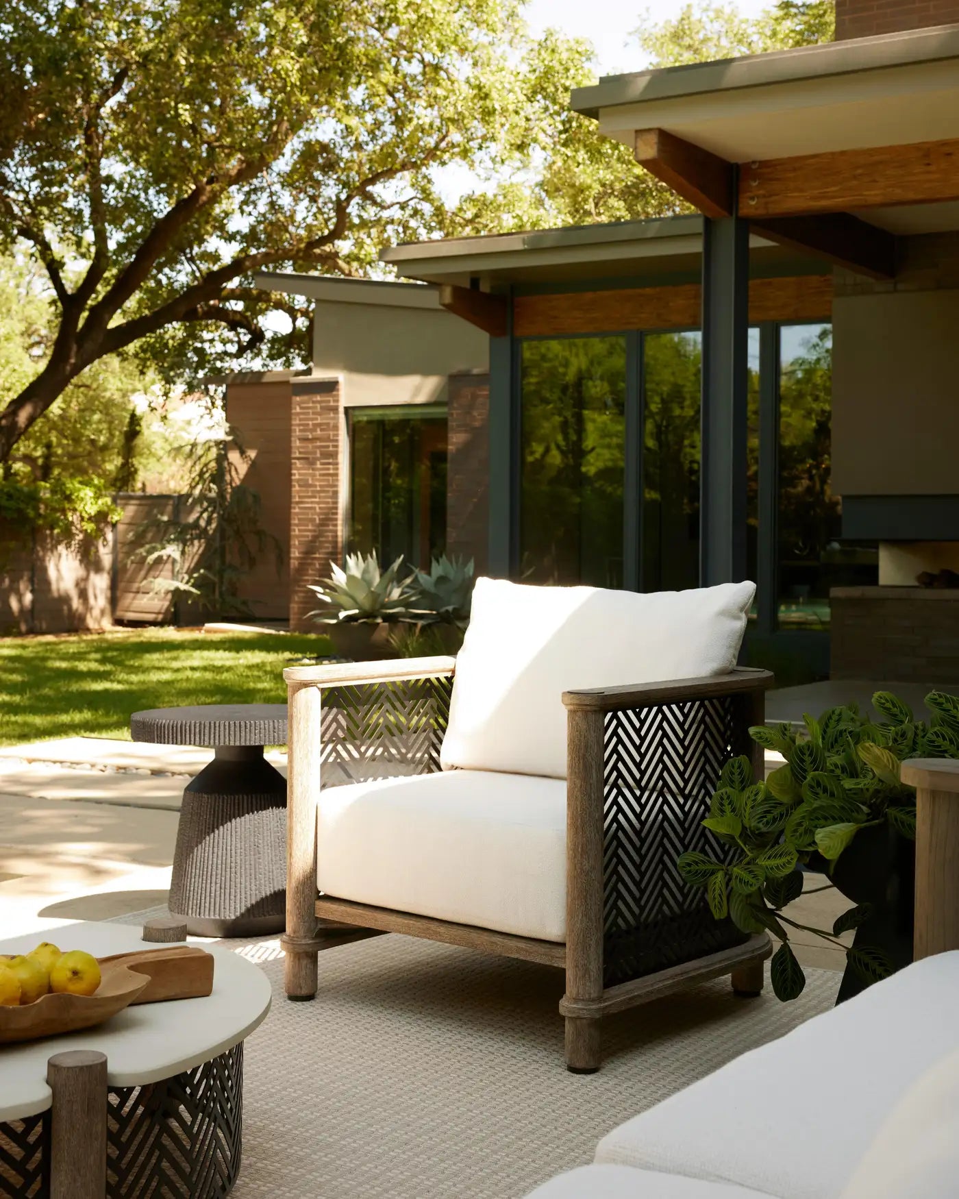 Performance Bouclé willow stained teak Outdoor Chair