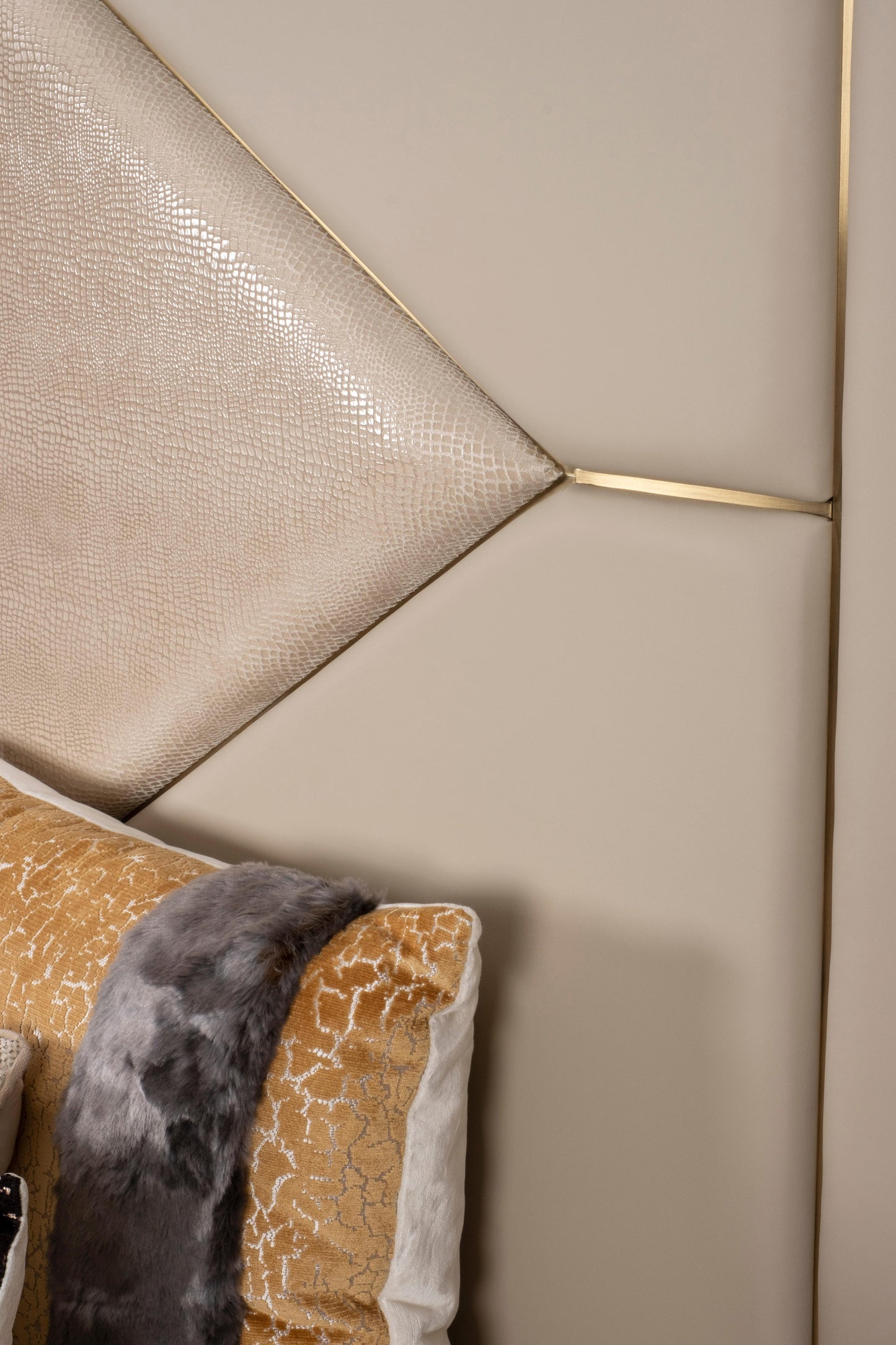 Modern Letti US King Size Bed in Macassar Leather, Handmade in Portugal