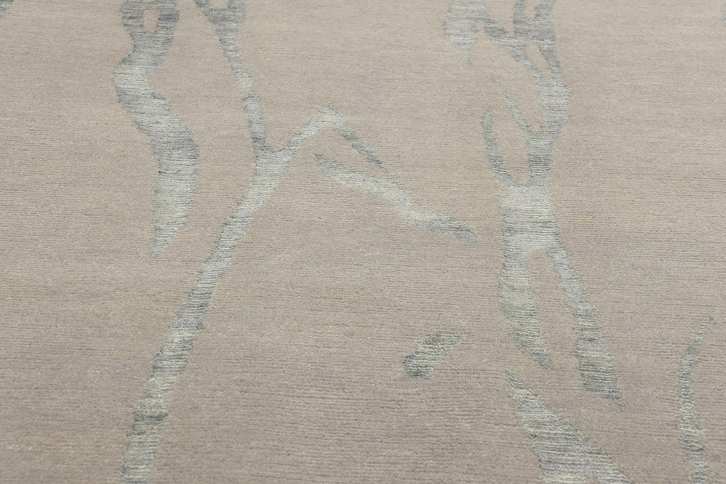 Silver Grey Biophilic Japandi Wool & Silk Rug – 211 x 290 cm
