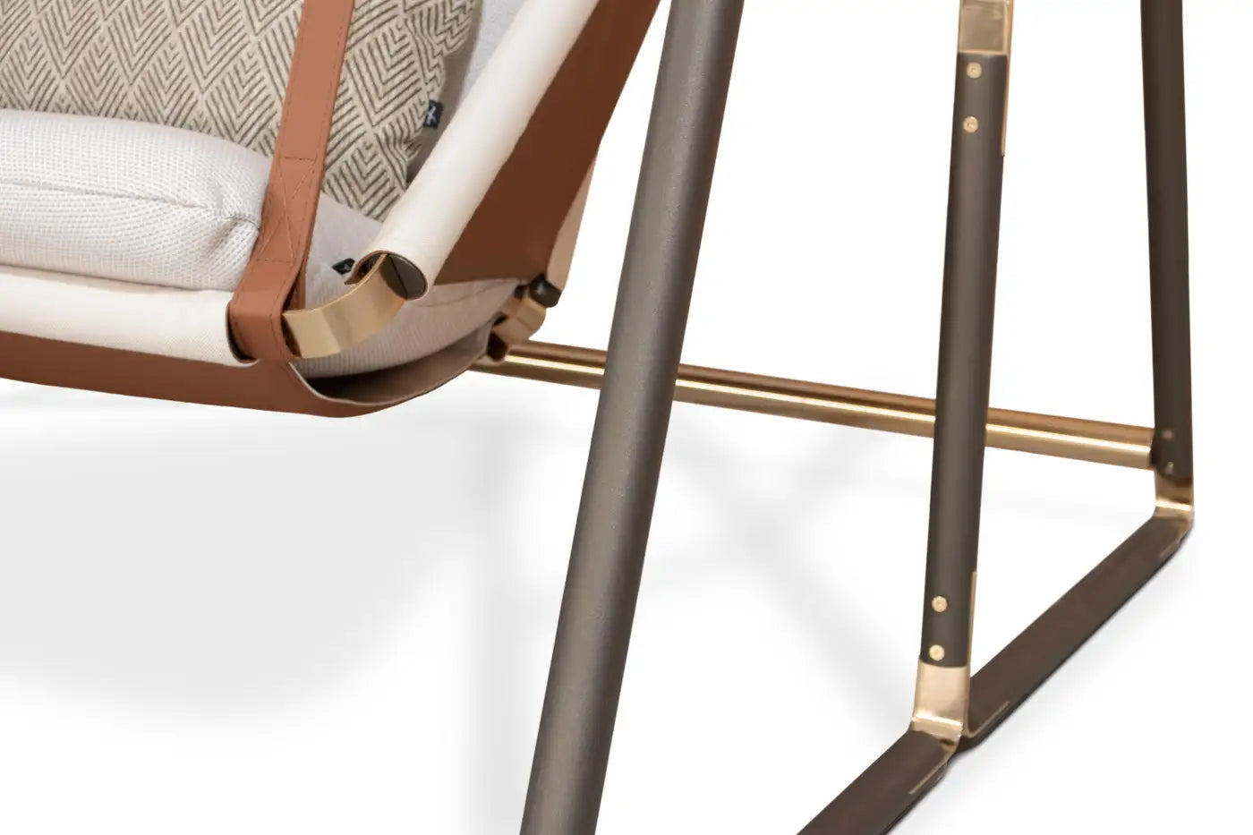 Customizable Outdoor Swing with Leather Details
