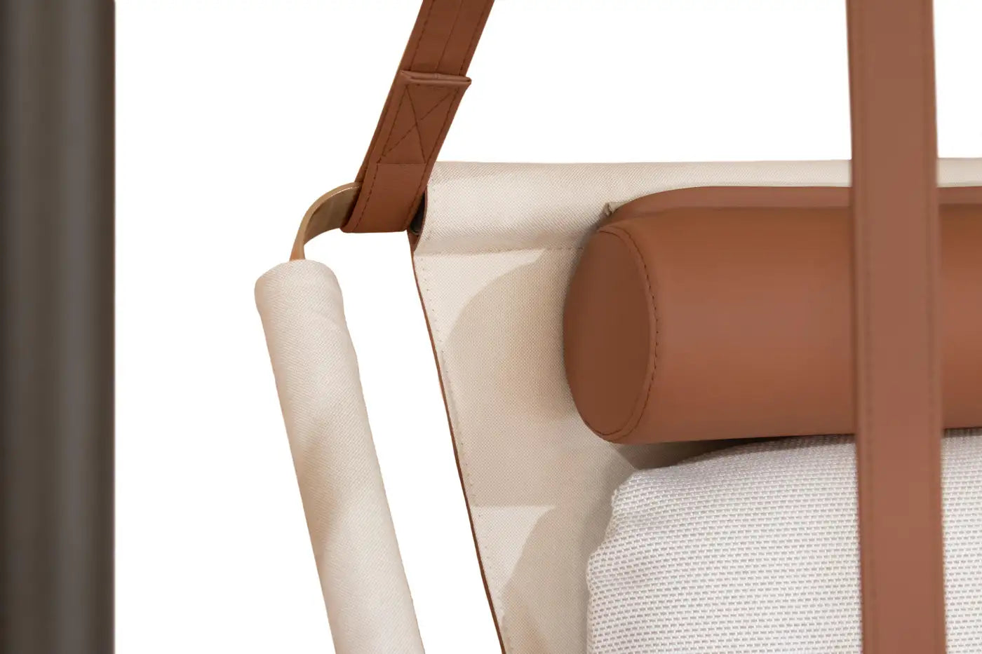 Customizable Outdoor Swing with Leather Details