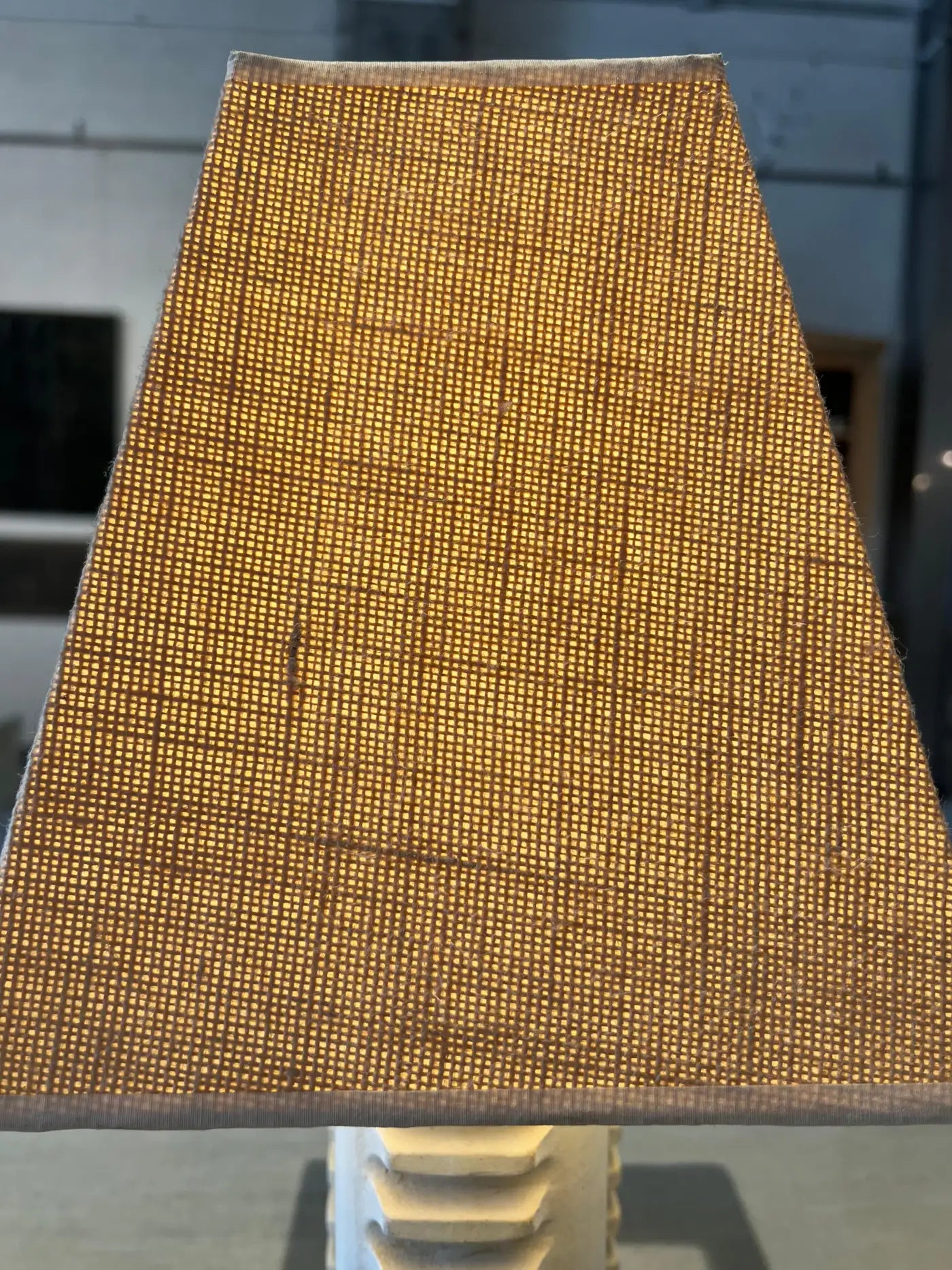 Refractory Ceramic Table Lamp with Textile Cable