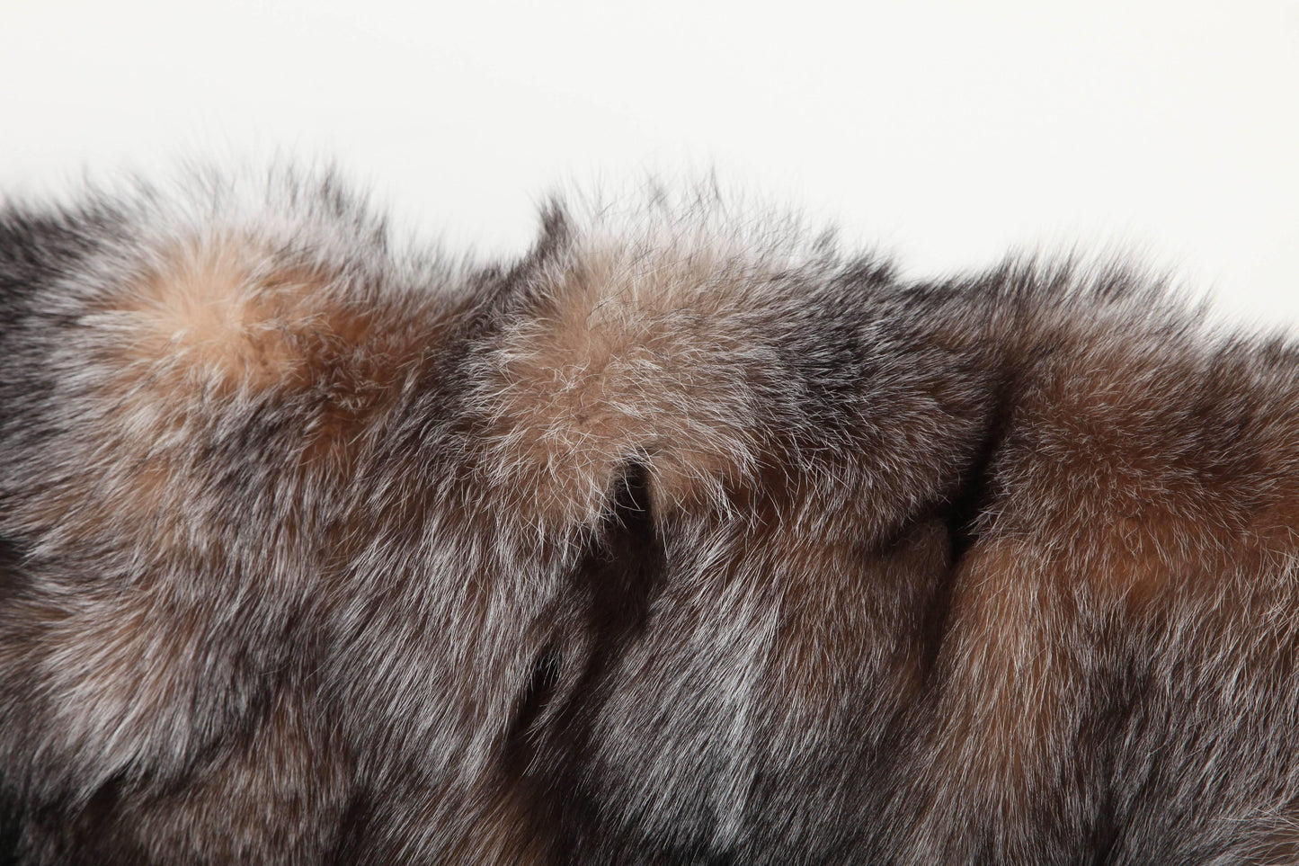 Full Skins with Wool Crystal Fox Fur Throw