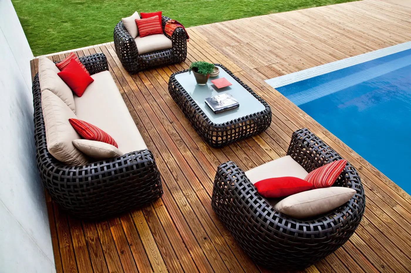 Outdoor Matilda Easy Armchair