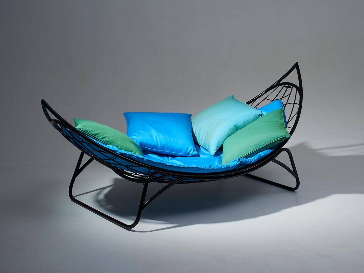 Melon Hanging Swing Chair – Modern White Indoor/Outdoor Daybed, 2022
