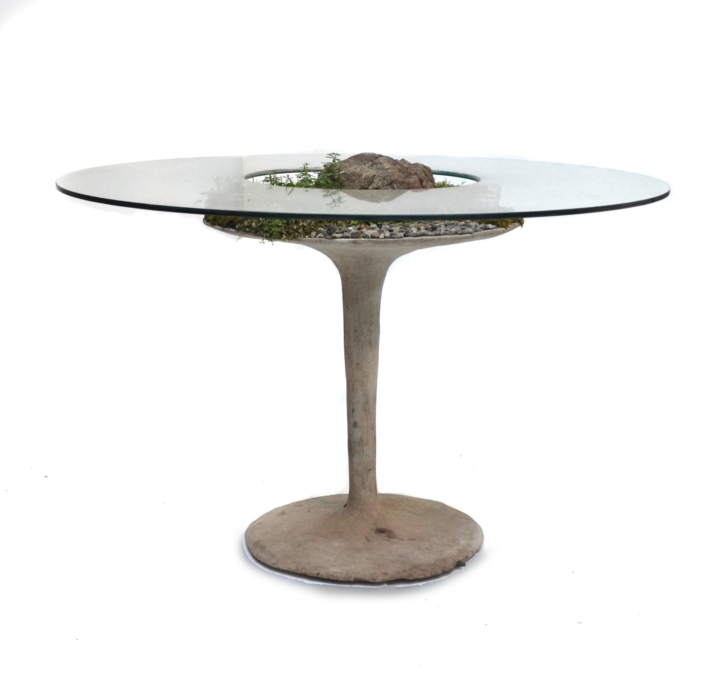 Concrete Eero Table with Planted Center – Round 137 cm