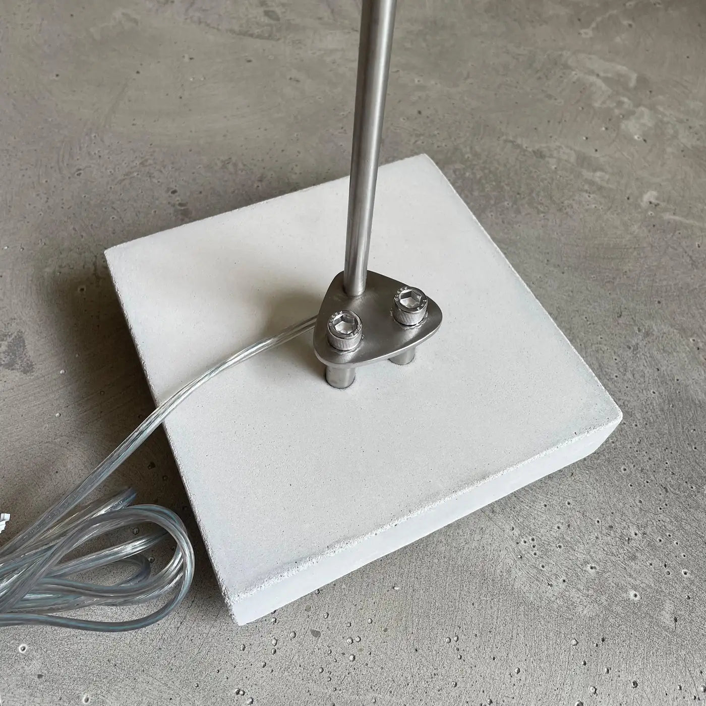 Transcendence floor - Handcrafted Sculptural Floor Light