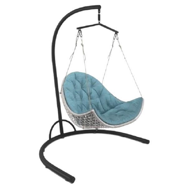 Outdoor Hanging Wicker Chair with Stand – Free-Swinging Comfort
