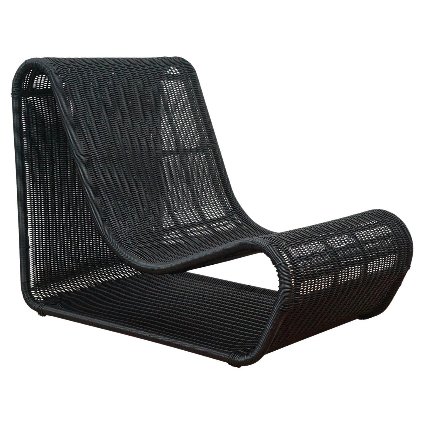 Esperanza Outdoor Lounge Chair – Durable Woven Polypropylene