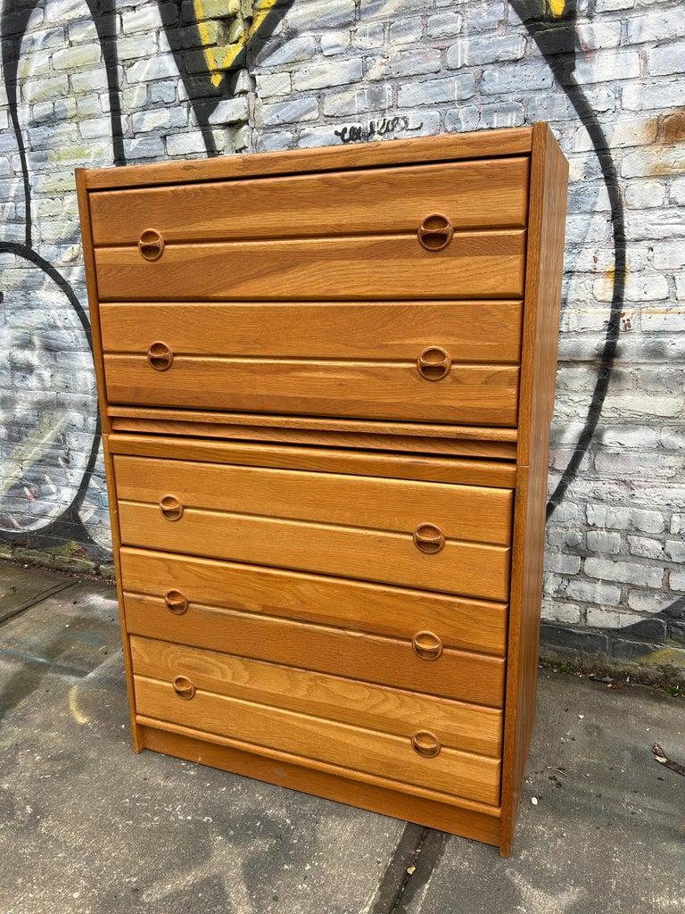 Mid-Century Danish Modern Solid Oak 5-Drawer Tall Dresser – Modular Design
