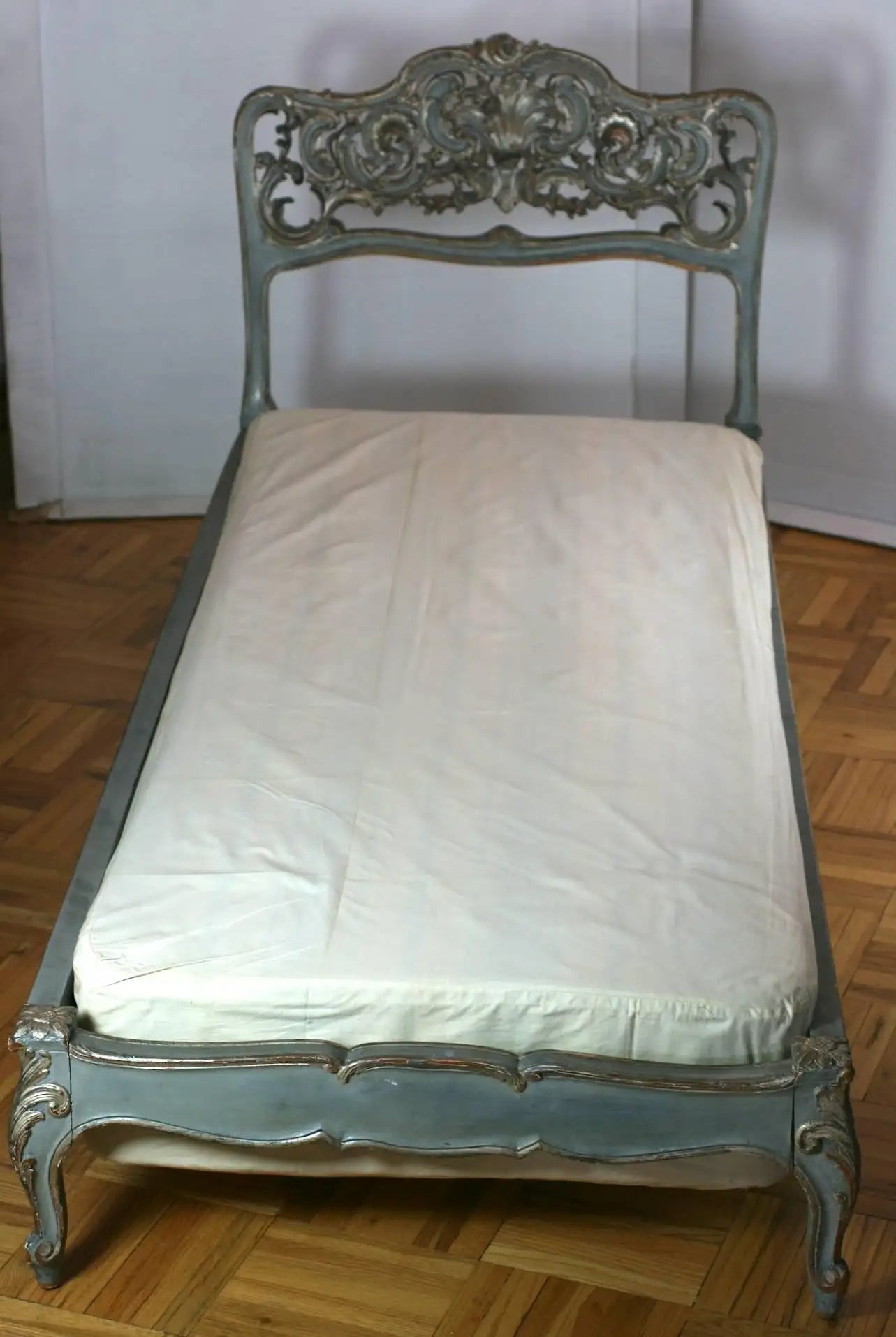 Venetian Silver Gilt Day Bed