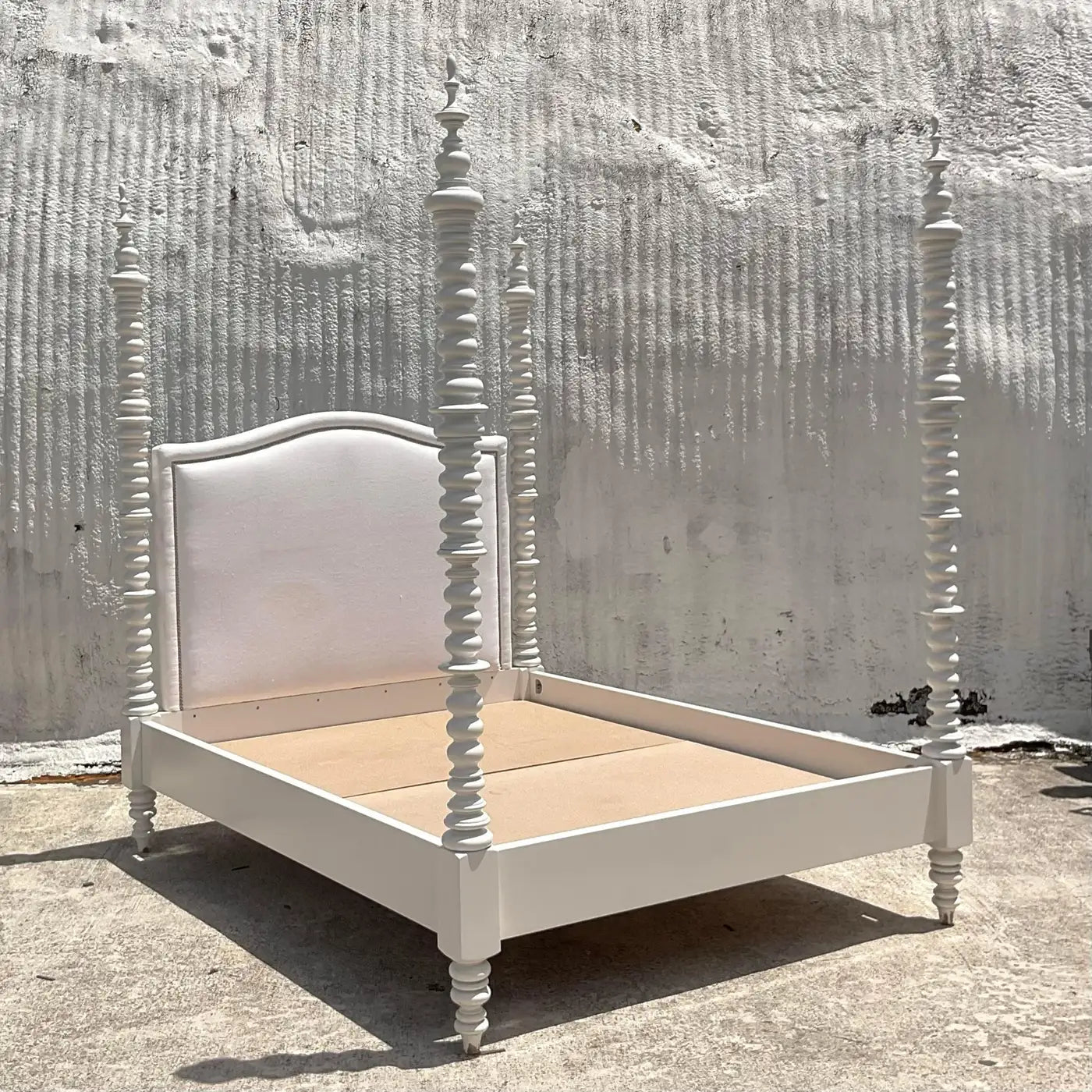 Late 20th Century Vintage Home “Illora” Queen Poster Bed