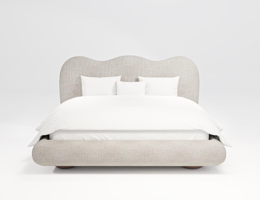 Dandy King Bed in Camio Textured Boucle Fabric