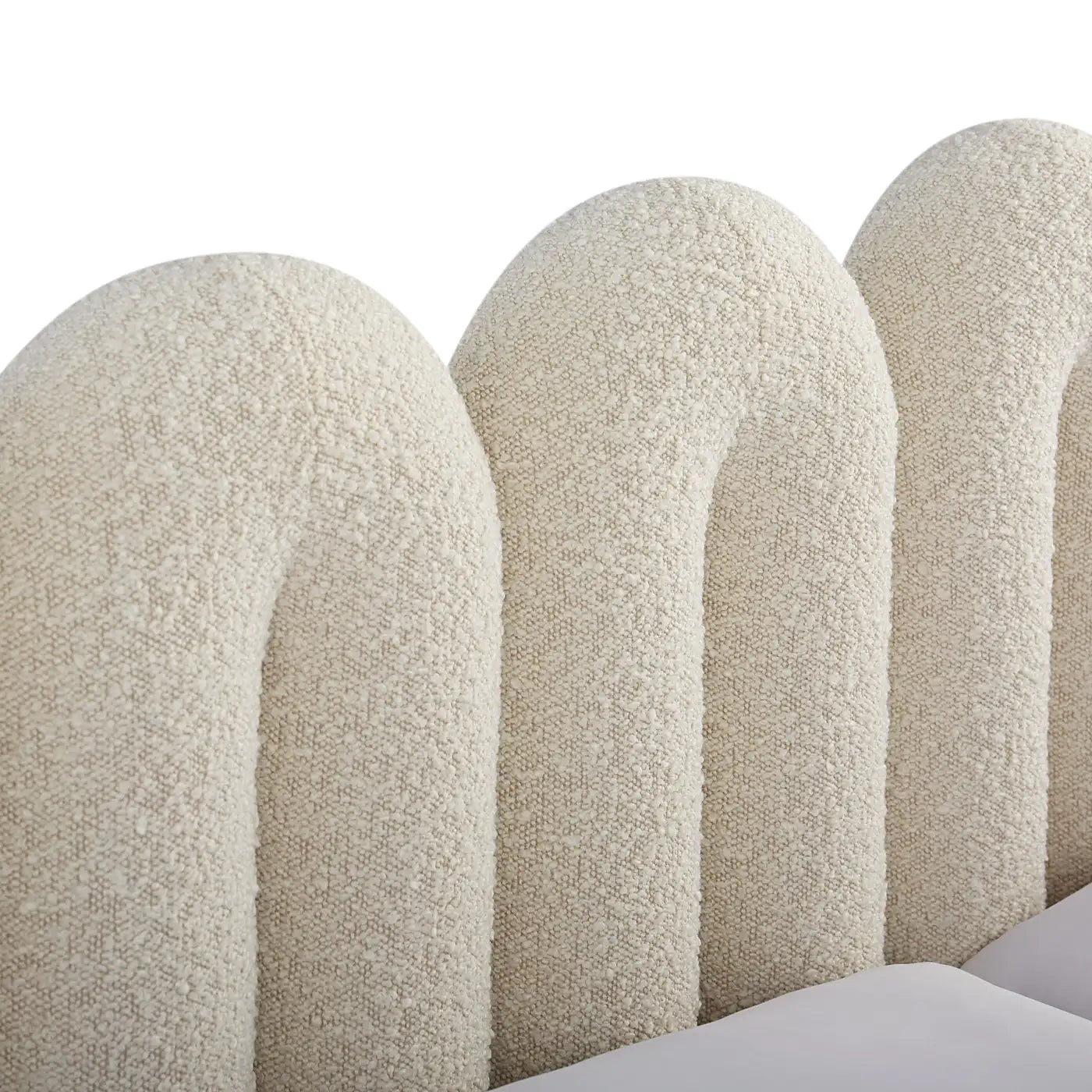 Serpentine Upholstered Queen Bed