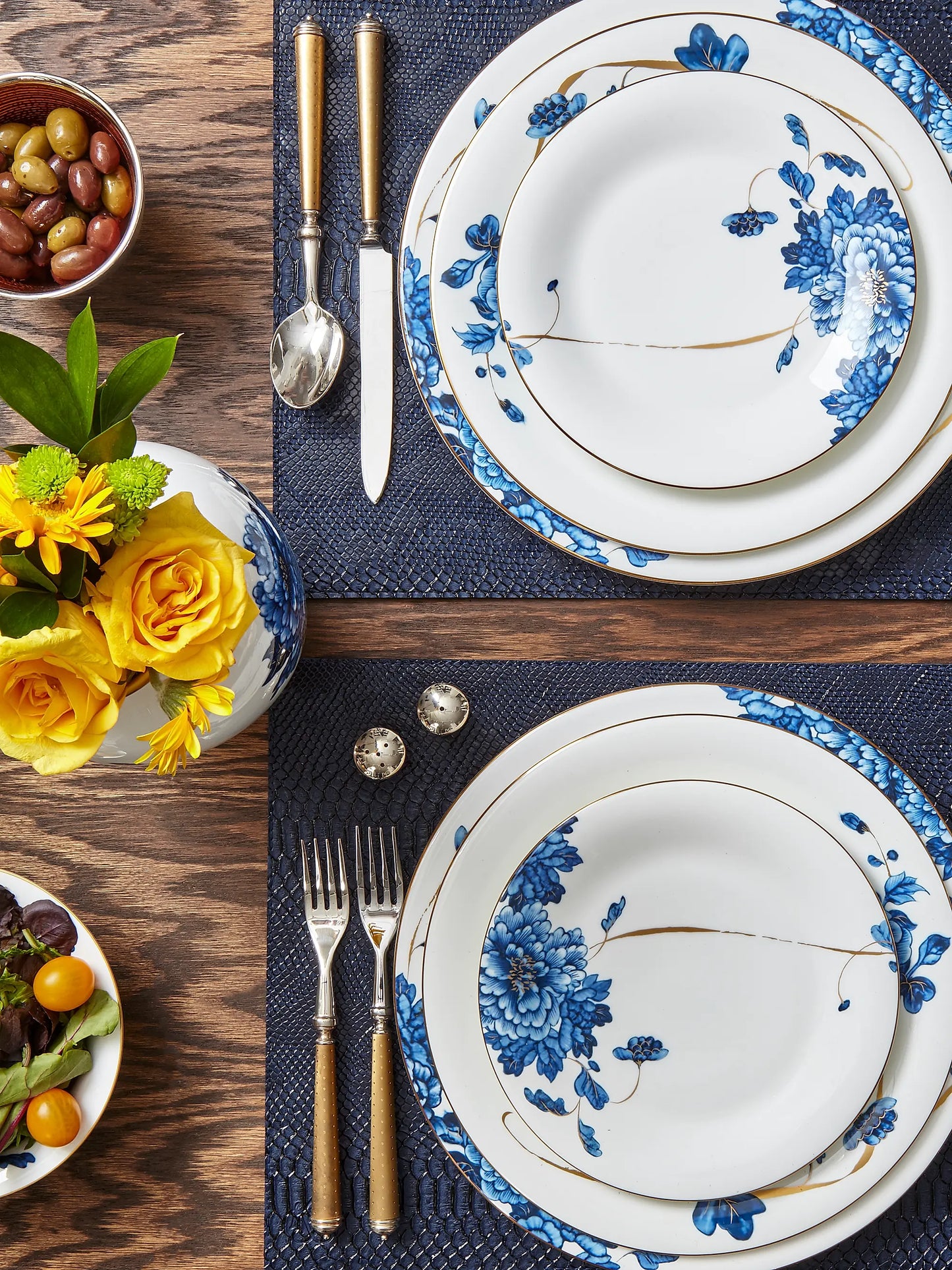 Emperor Flower Charger Plate