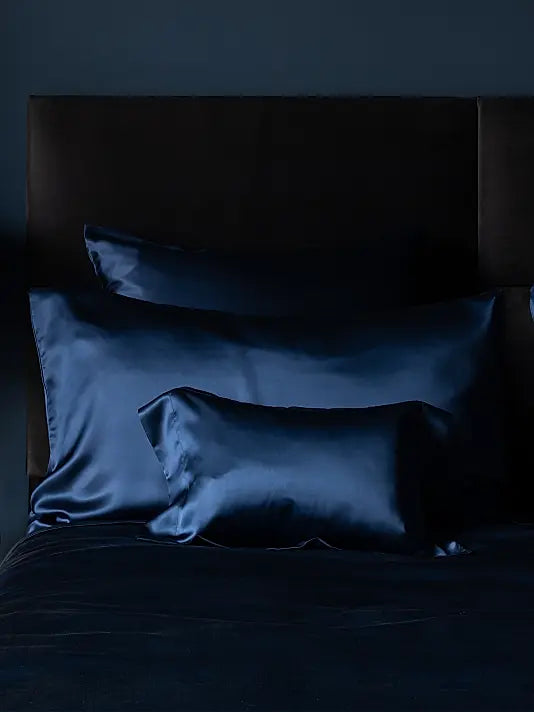 Signature Silk Sheet & Pillowcase Collection