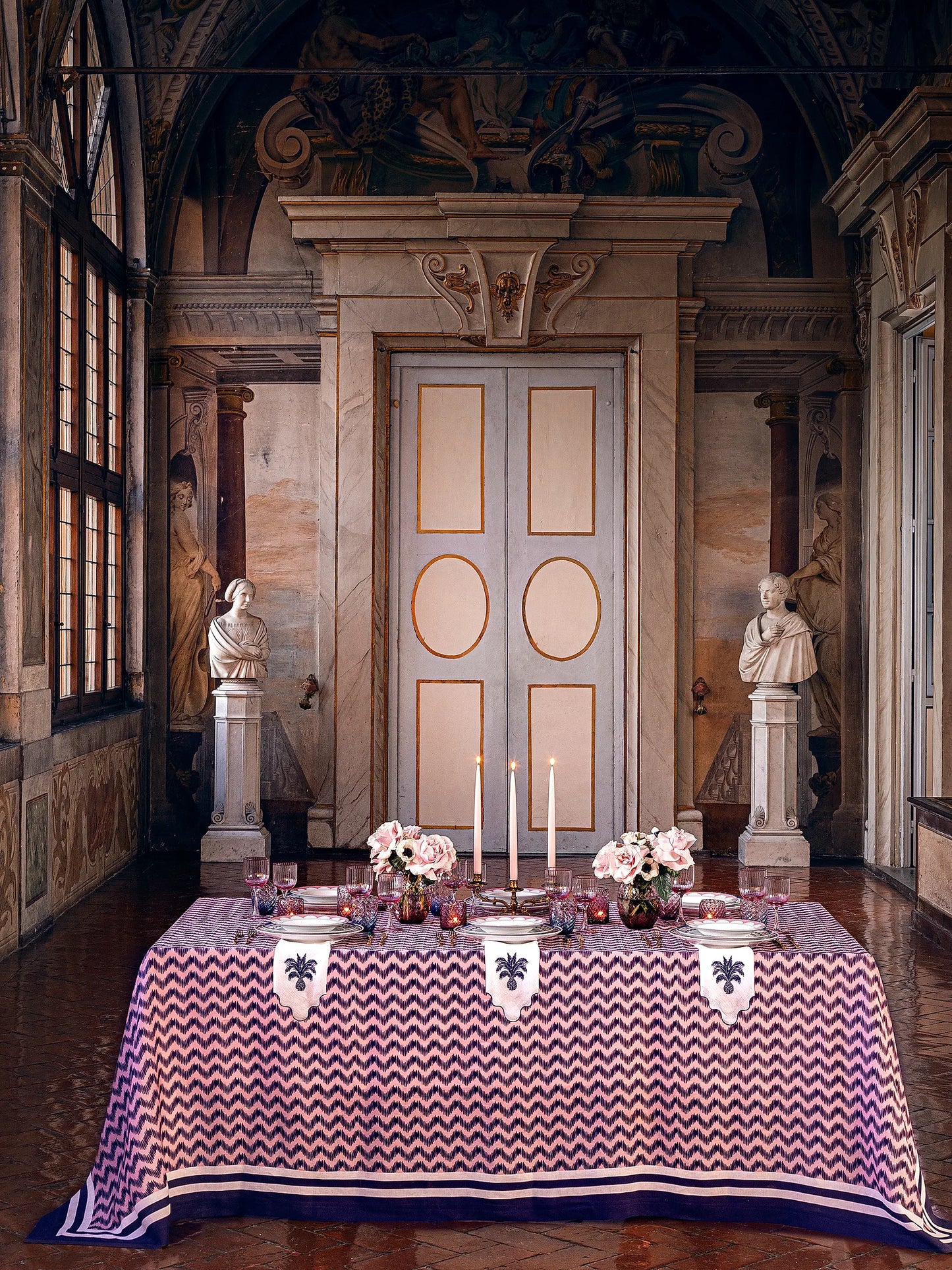 Jaipur Porcelain Charger Plate (Pink & Blue)