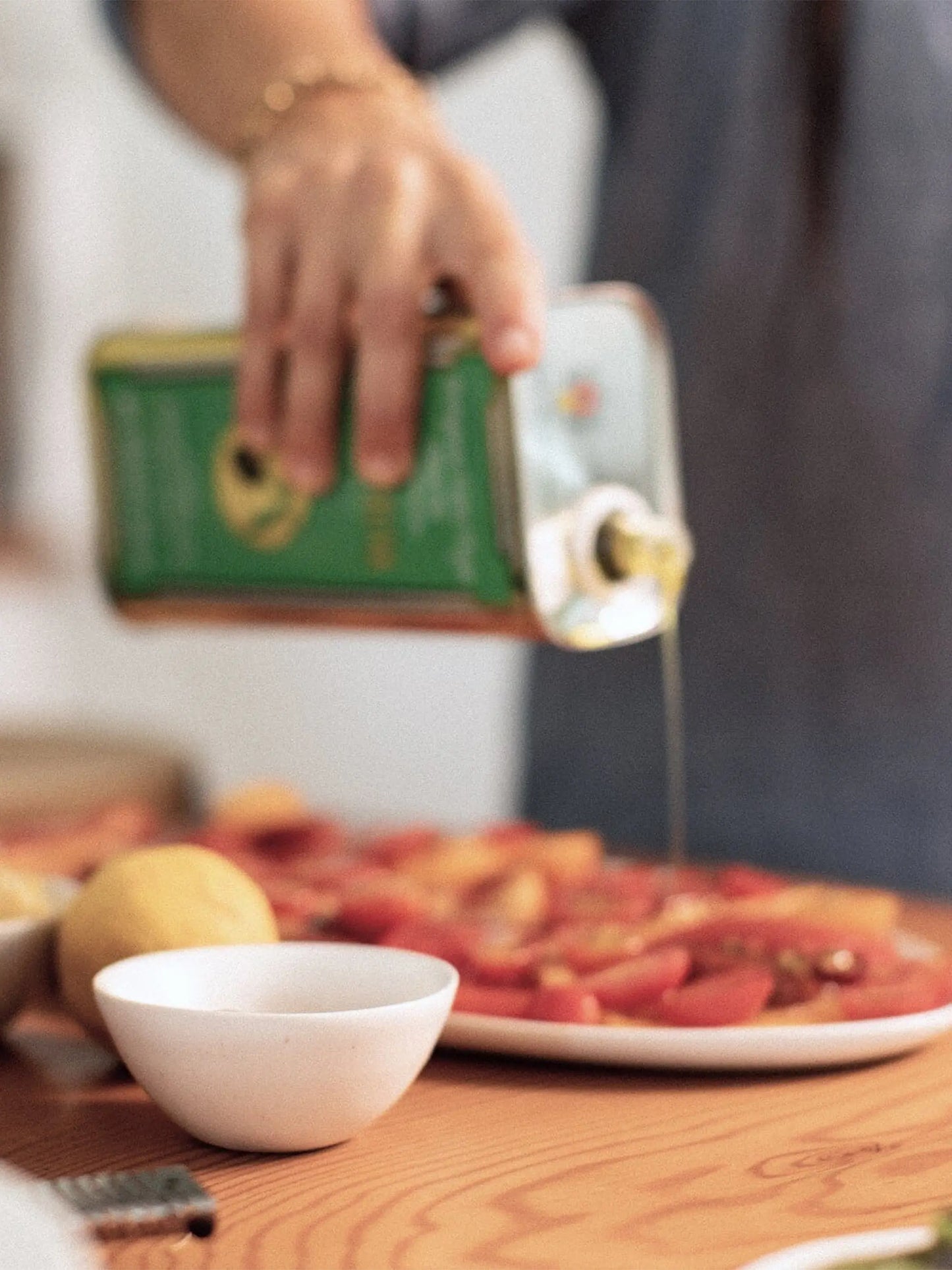 Speckled White Mini Ceramic Bowls – Set of 4