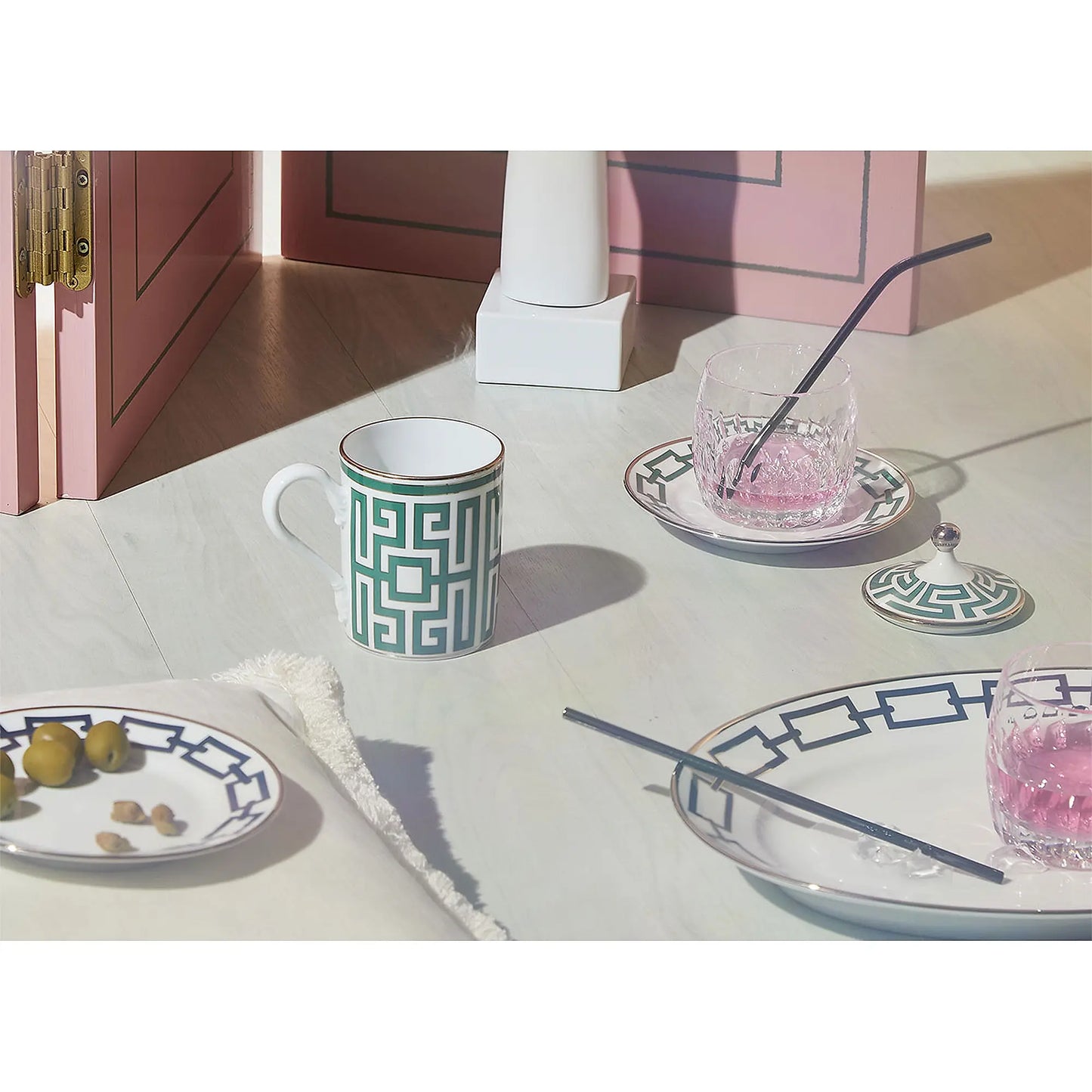 Catene Blue Bread Plate