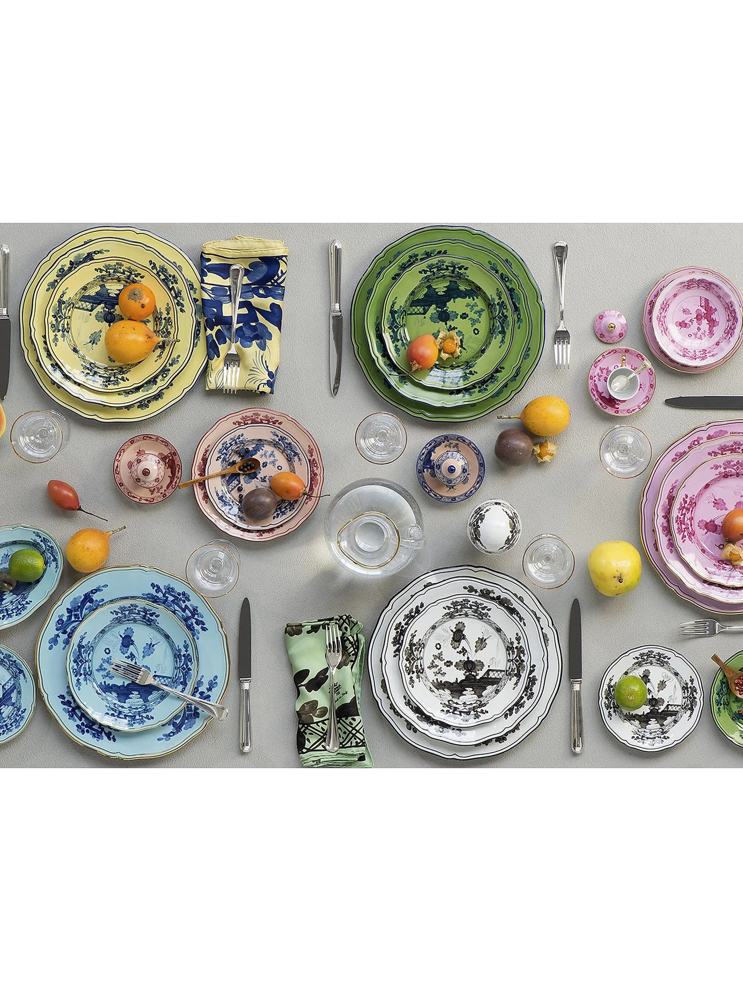 Oriente Italiano Gold-Rimmed Plate