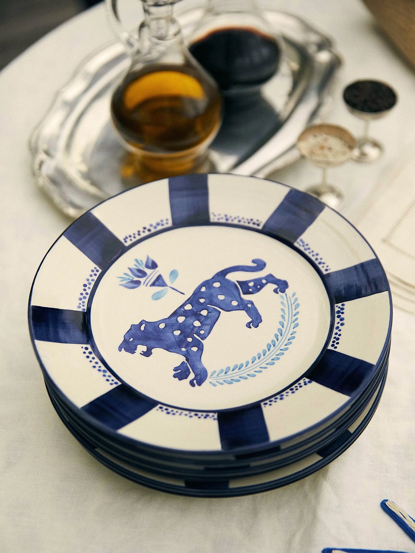 Aracata Hand-Painted Ceramic Dessert Plate