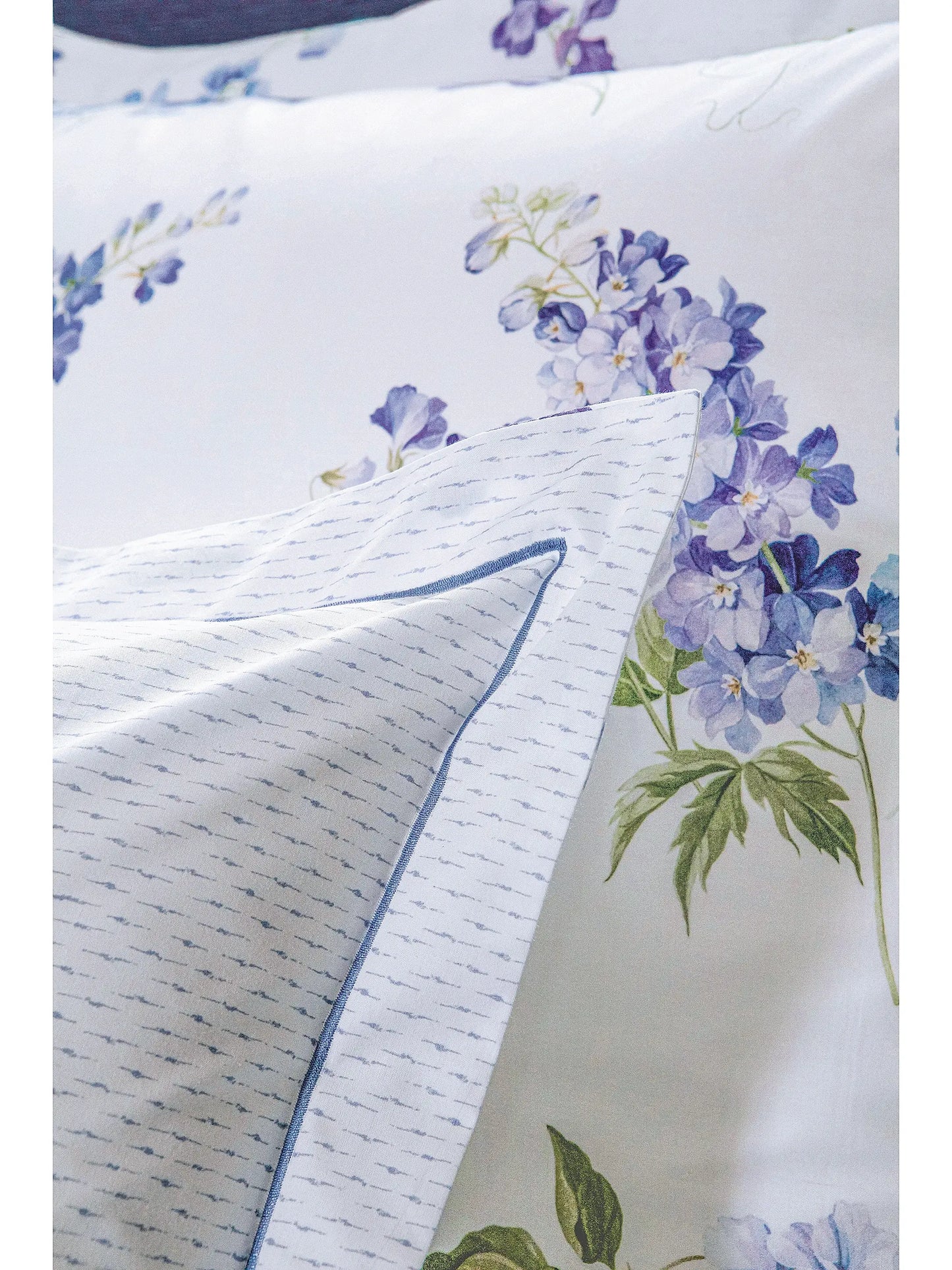 Charme Reversible Floral & Dot-Dash Cotton Sheet & Pillowcase Set