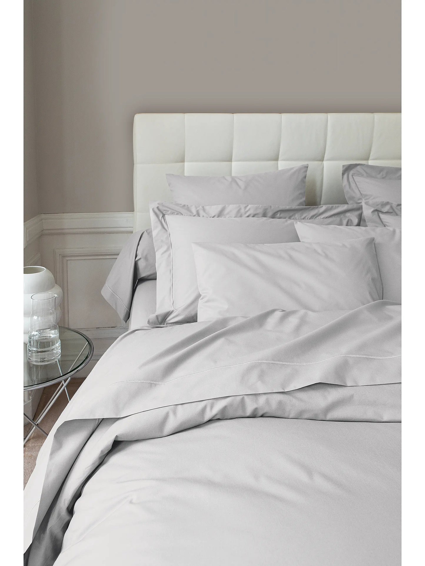 Vexin Cotton Sheet & Pillowcase Collection