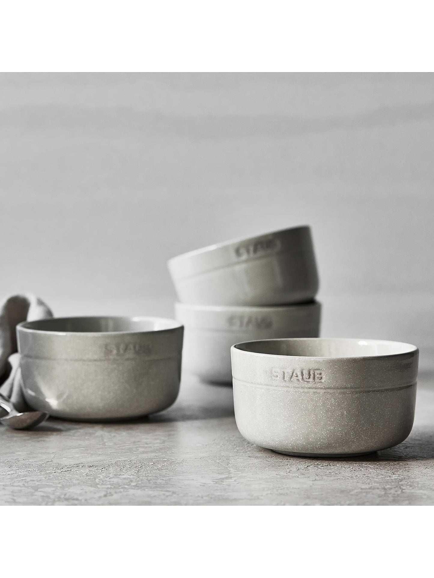 Classic Ceramic 12-Piece Dinnerware Set