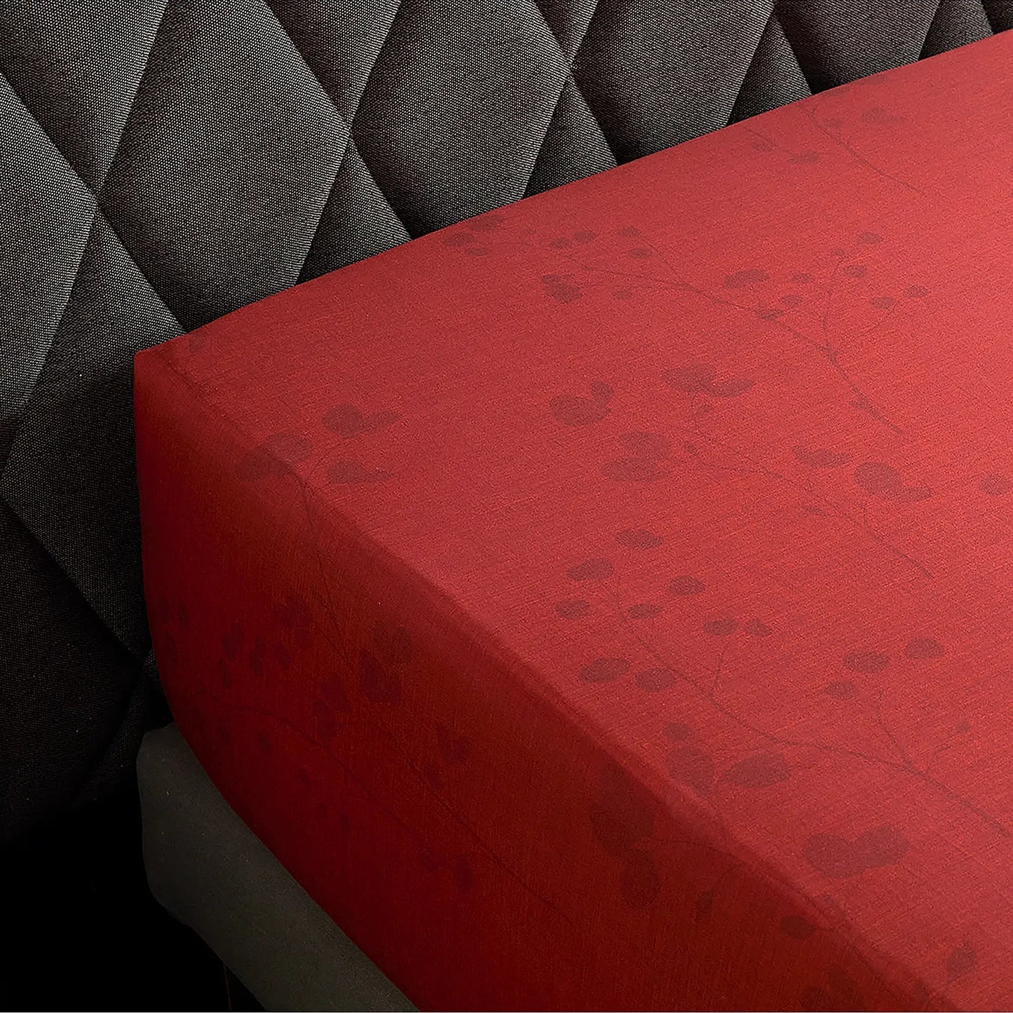 Minimaliste Cherry Blossom Cotton Sateen Bedding Collection (Red)