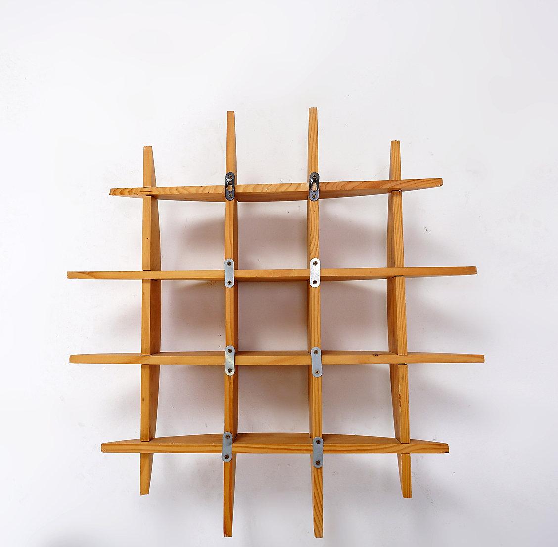 Vintage 1970s Small Round Pine Wall Shelf – Mid-Century Modern