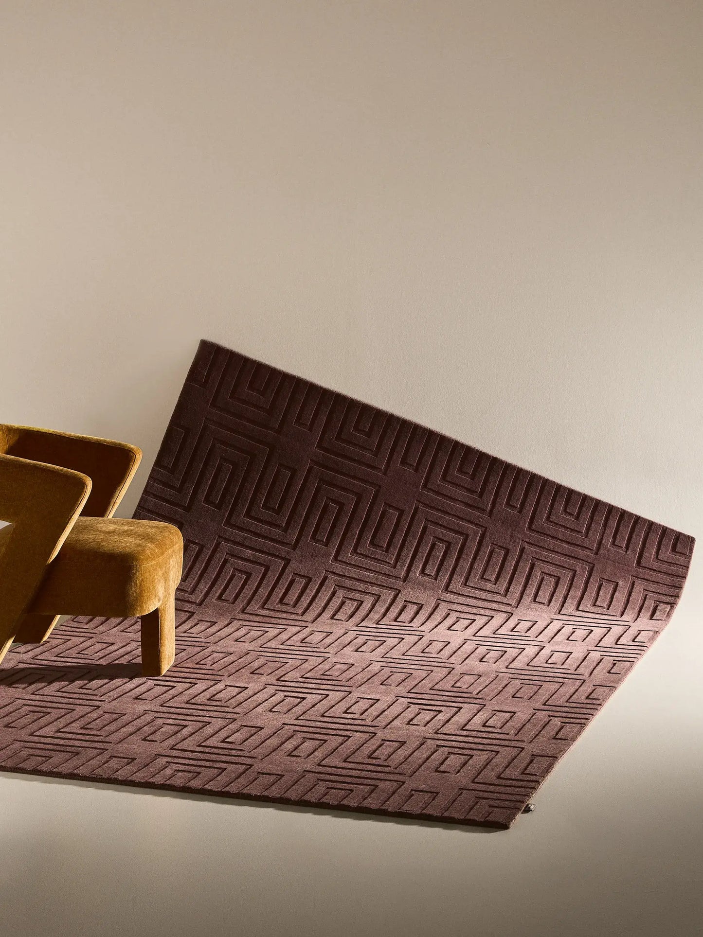 Elegant Bordeaux Wool & Viscose Accent Rug