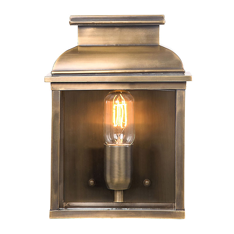 Half Lantern Outdoor Wall Light – Old Bailey (Antique Brass)