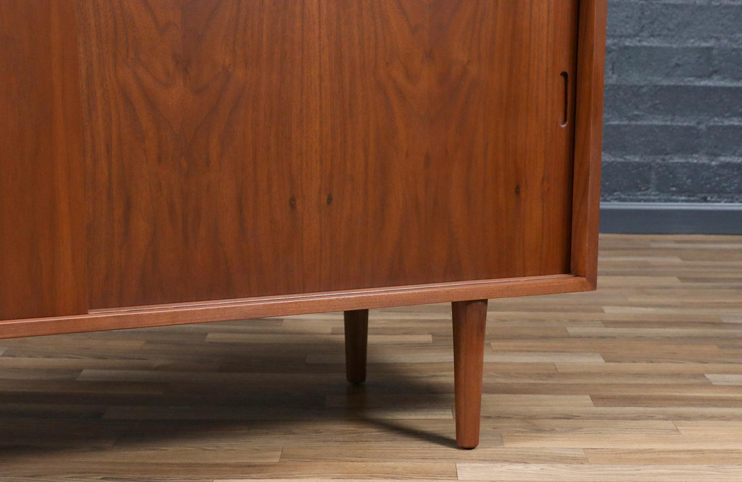 Custom Walnut Credenza – Sliding Doors, Mid-Century Modern Design