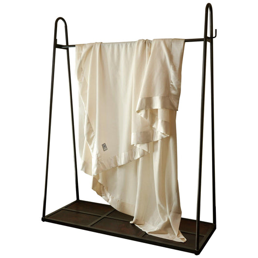 Hollywood Ava Luxury Lambswool & Cashmere Blanket with Silk Border