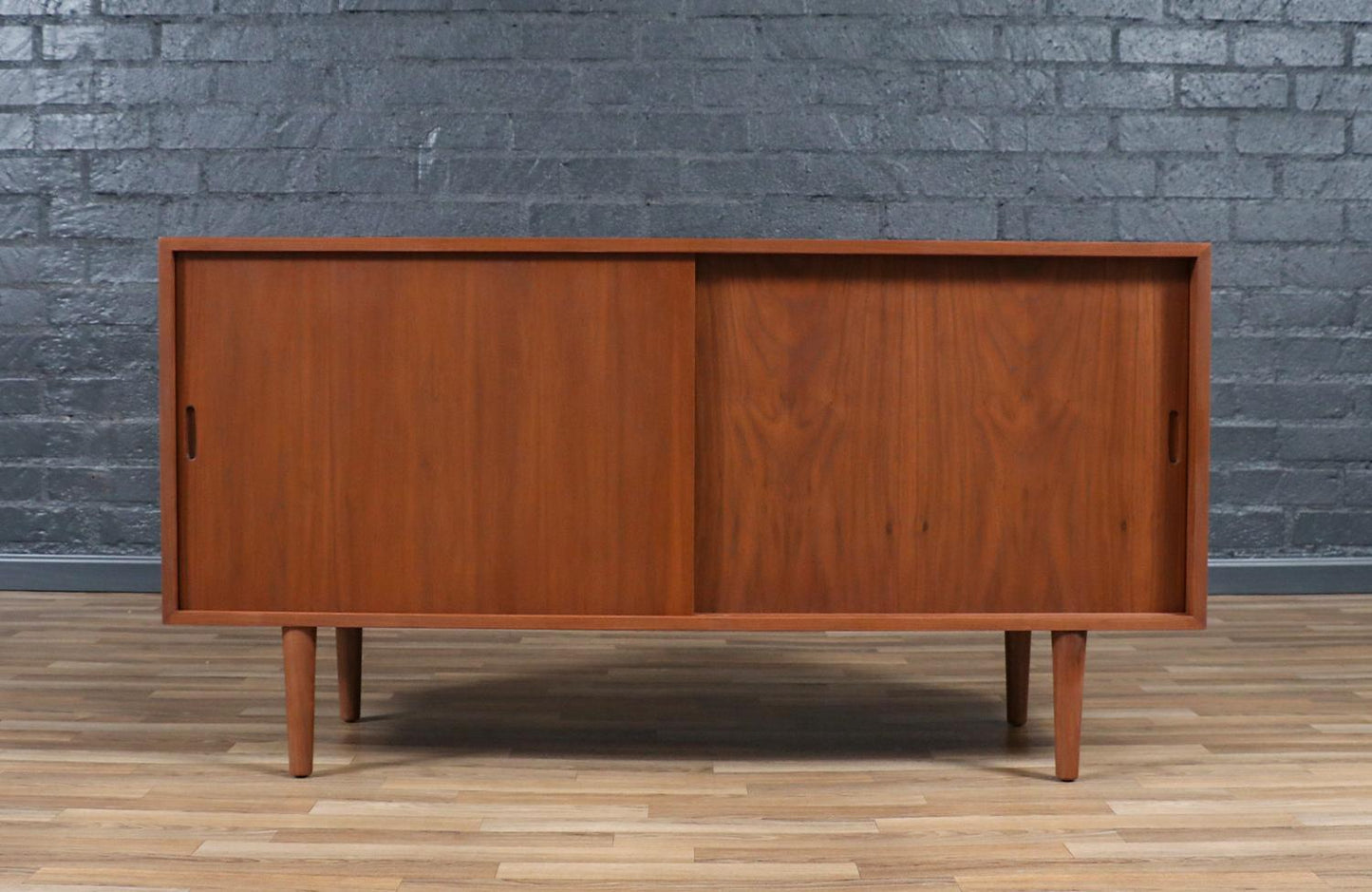 Custom Walnut Credenza – Sliding Doors, Mid-Century Modern Design